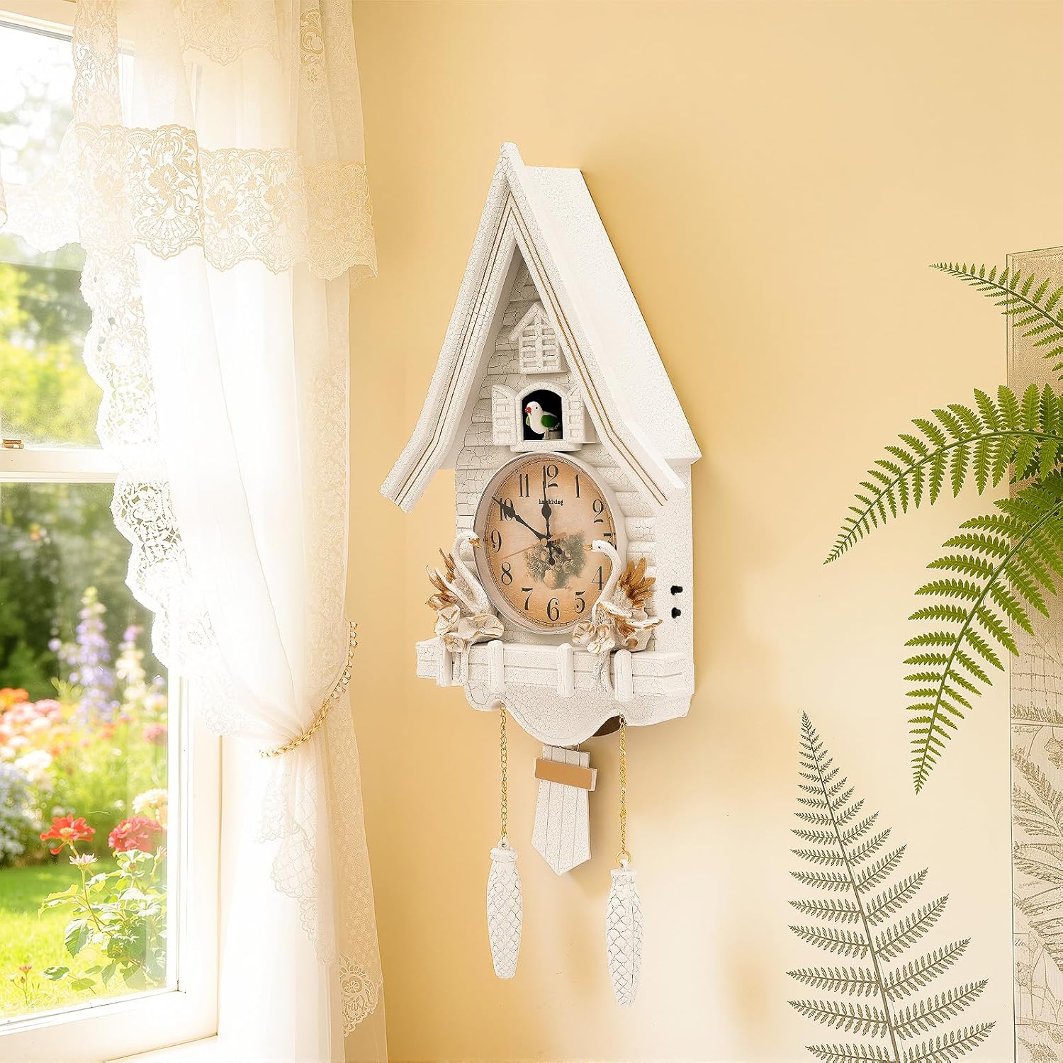 Chalet Style Cuckoo Clock, Withe Forest Cuckoo Clock, Home Decor Wall Clock, Traditional Cuckoo Clocks Wall Decors, Vintage Cuckoo Clocks Office Decor for Living Room, Home Decor, Hotels, Kitchens