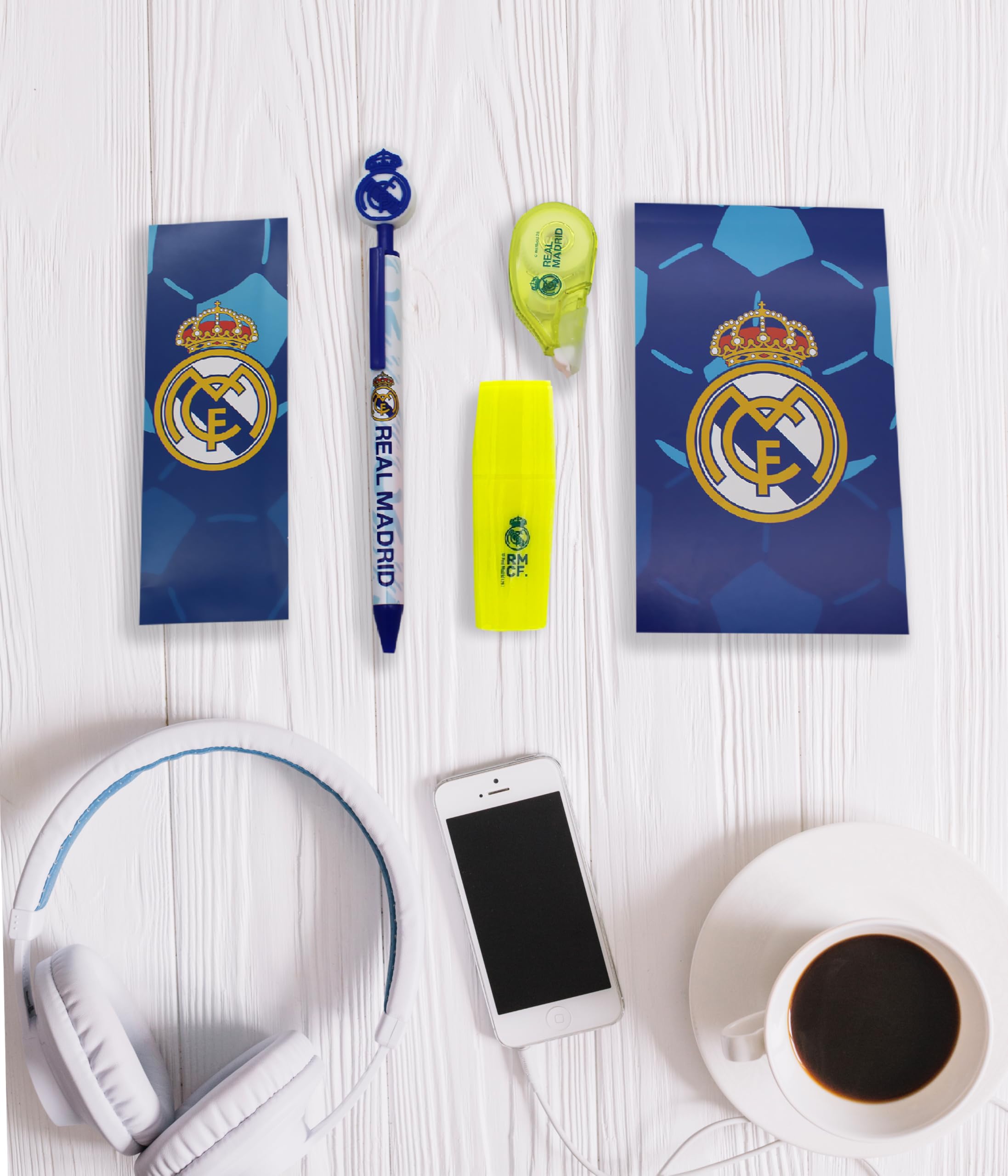 CyP Brands Real Madrid Set De Papeterie Officiel - Stylo, Surligneur, Bloc-Notes Et Plus