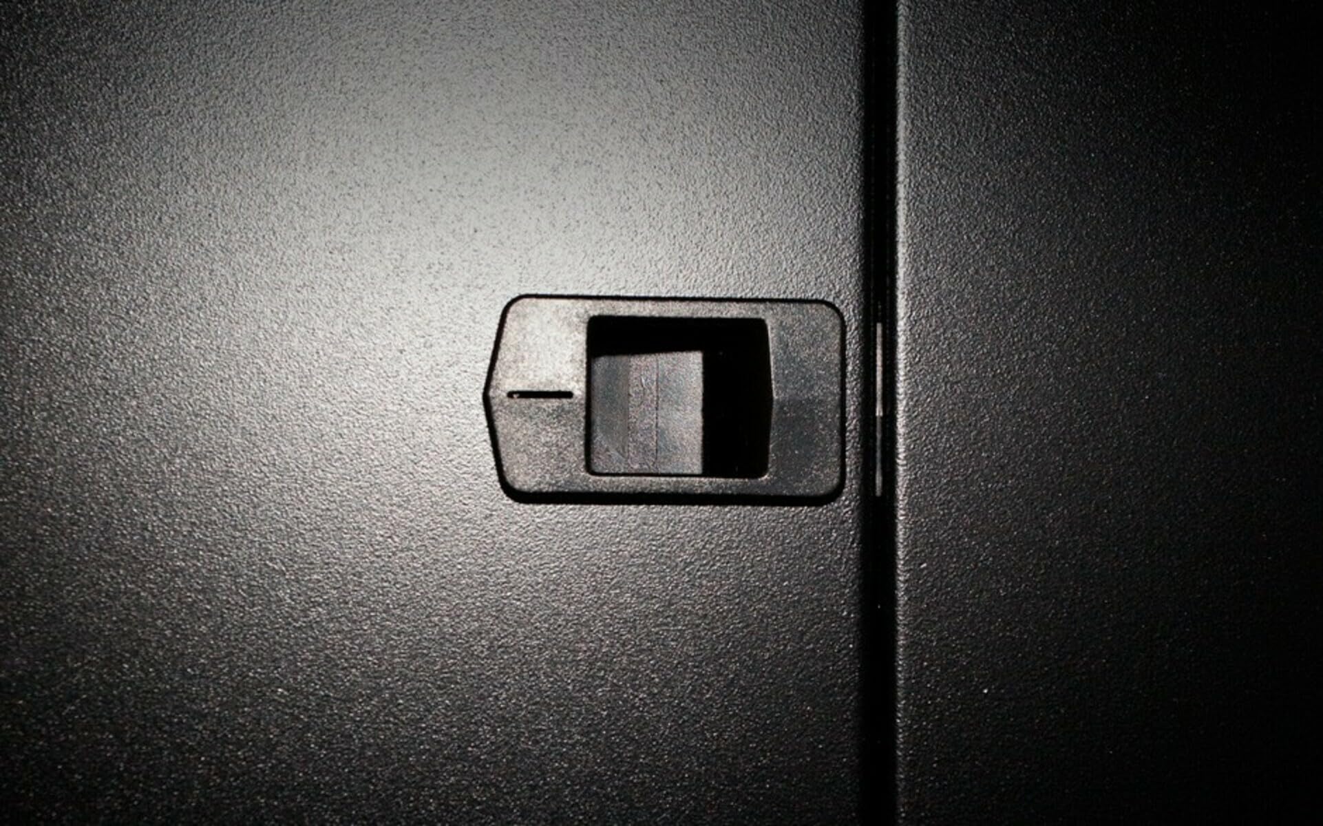 Baie de Serveur 37U Porte perforée 600x800x1800mm Noir