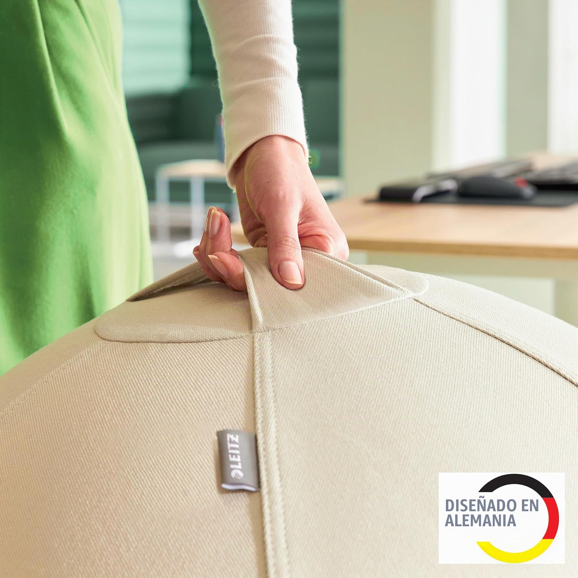 Leitz Balón de Asiento Ergo Active Antideslizante, Diseñado Ergonómicamente como Alternativa a la Silla de Escritorio, 75 cm de Diámetro, Incluye Funda de Tela, Bomba Aire Manual, 2 Tapones, 65430085
