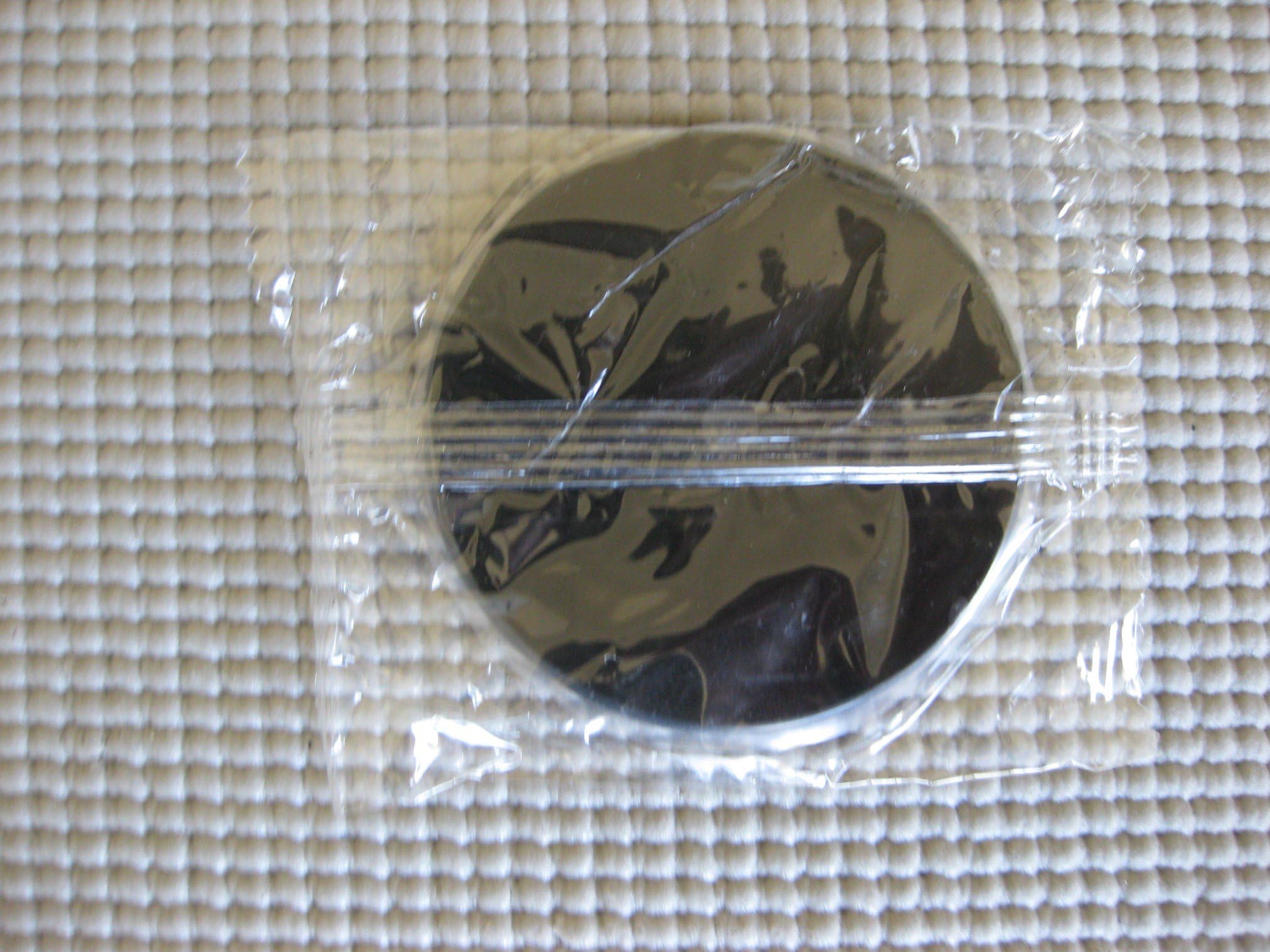 Universal Portable GPS Unit Dashboard Disk Suction Mount with Adhesive Backing -Black -Can Be Used On Window Or Dash