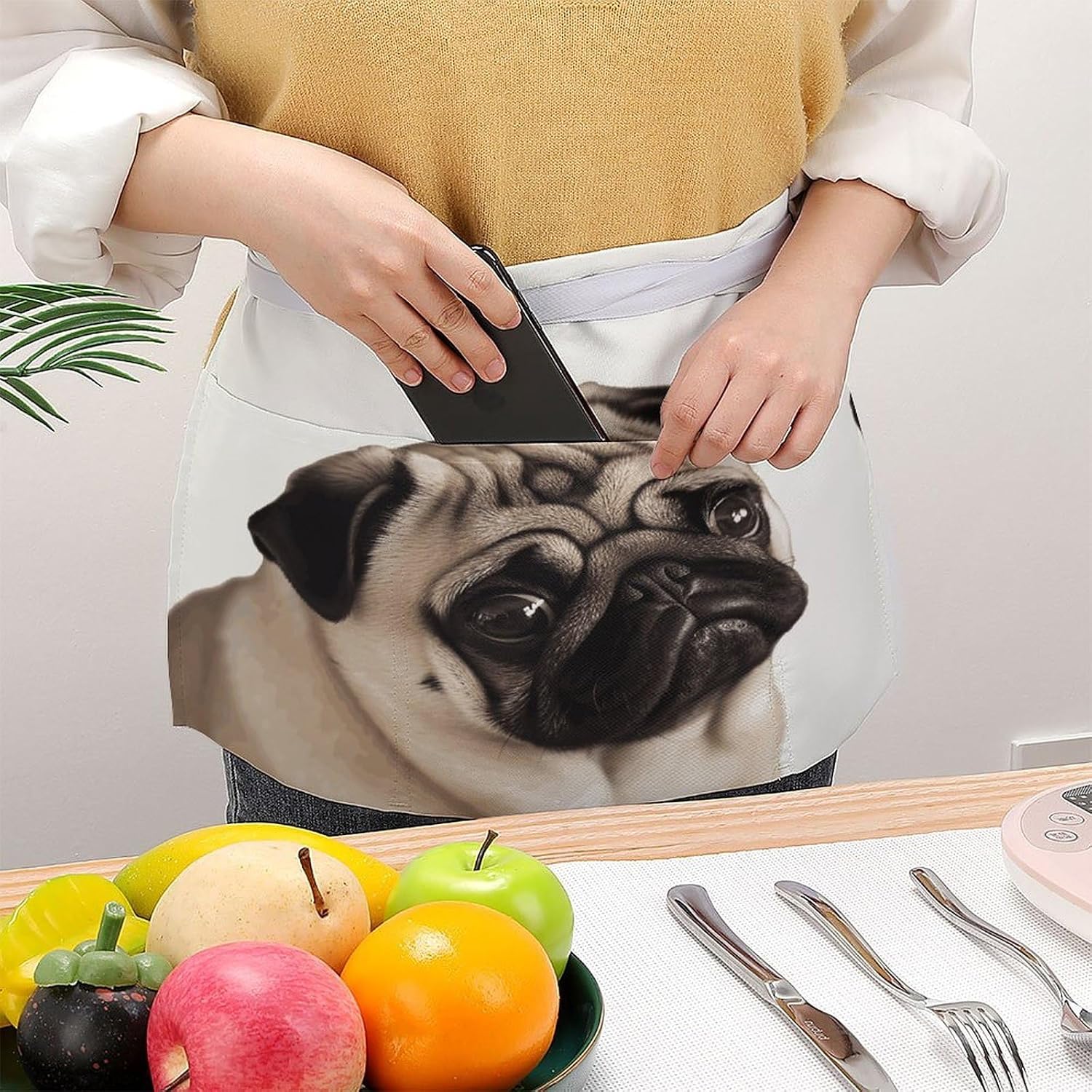 Pug Dog Apron Waterproof Chef Works Half Bistro Server Apron Adjustable Waist Half Apron With Pockets for Men Women Soft Cooking Apron