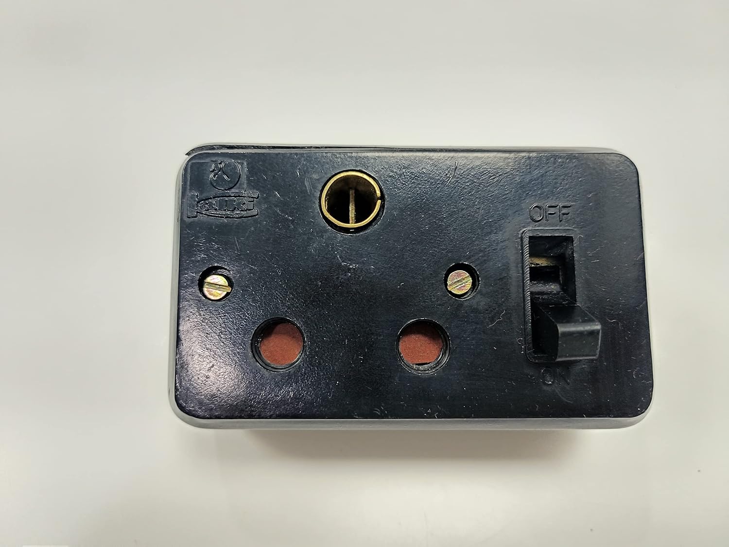 Kalki 16amp Backlite Switch Socket Combine : (2) : Amazon.in: Home ...