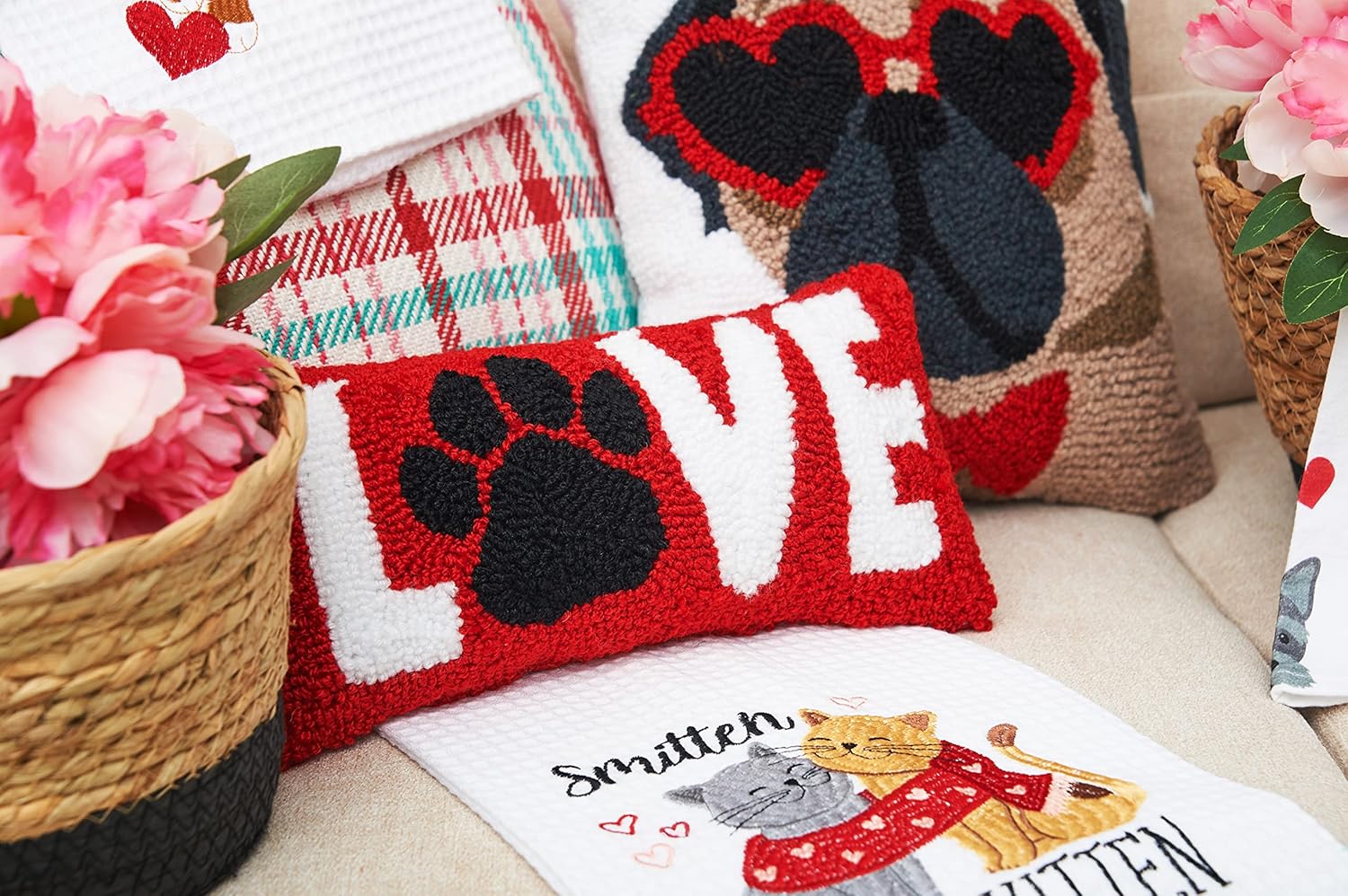C&F Home "Pugs & Kisses Dog Puppy Small Petite Mini Hooked Valentine's Day Accent Pillow 12" x 12" VDAY Romantic Love Home Living Room Chair Couch Sofa Bedroom Bed Decor Decoration 12" x 12" White