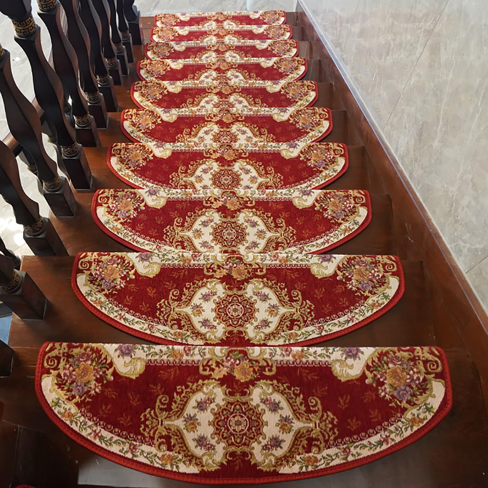 Tapis d'escalier antidérapants pour sécuriser les pas des enfants et animaux