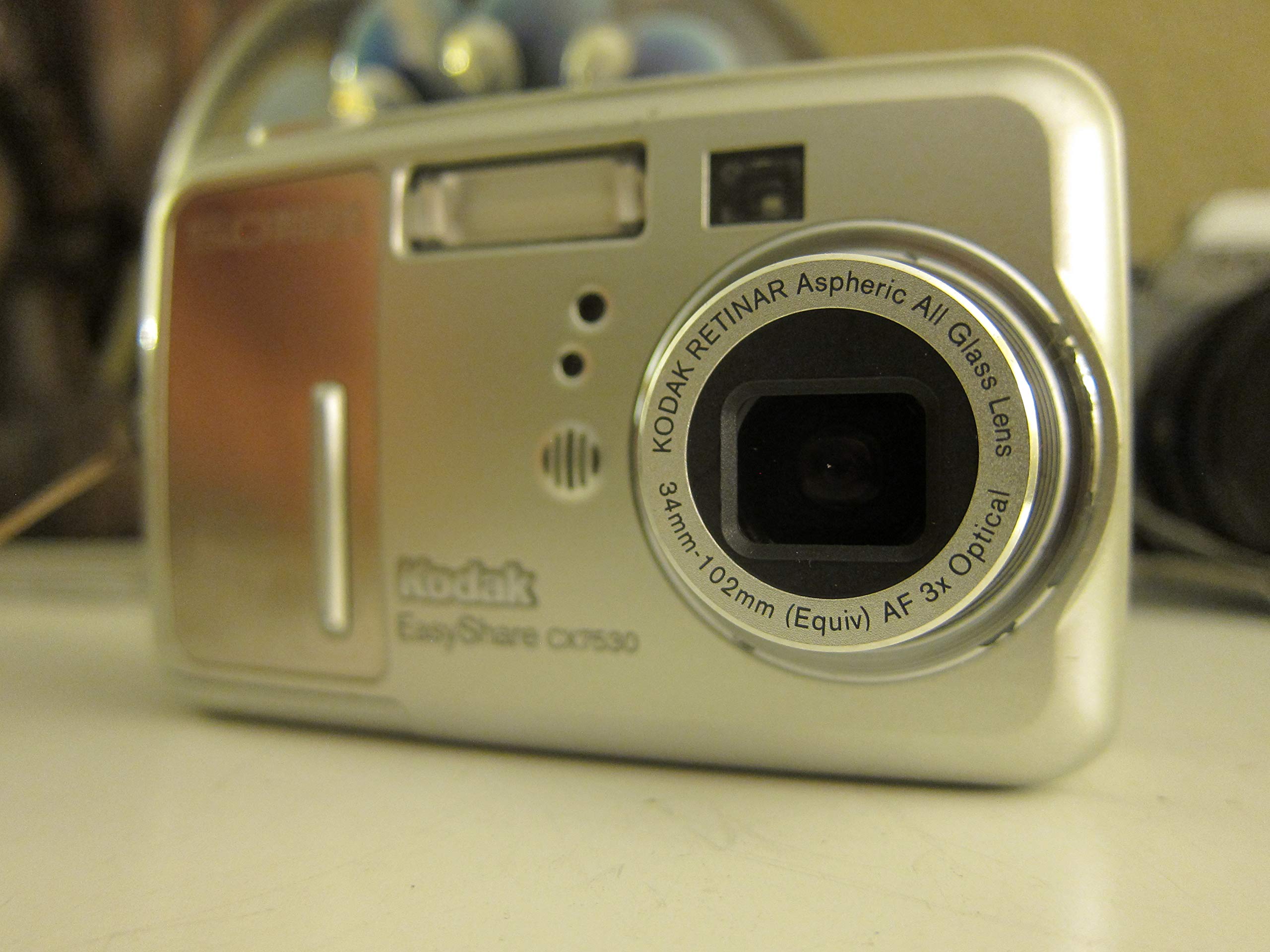 コダック　イージーシェア　CX7530　デジカメ　電池式 Amazon.com : Kodak Easyshare CX7530 5 MP Digital Camera with