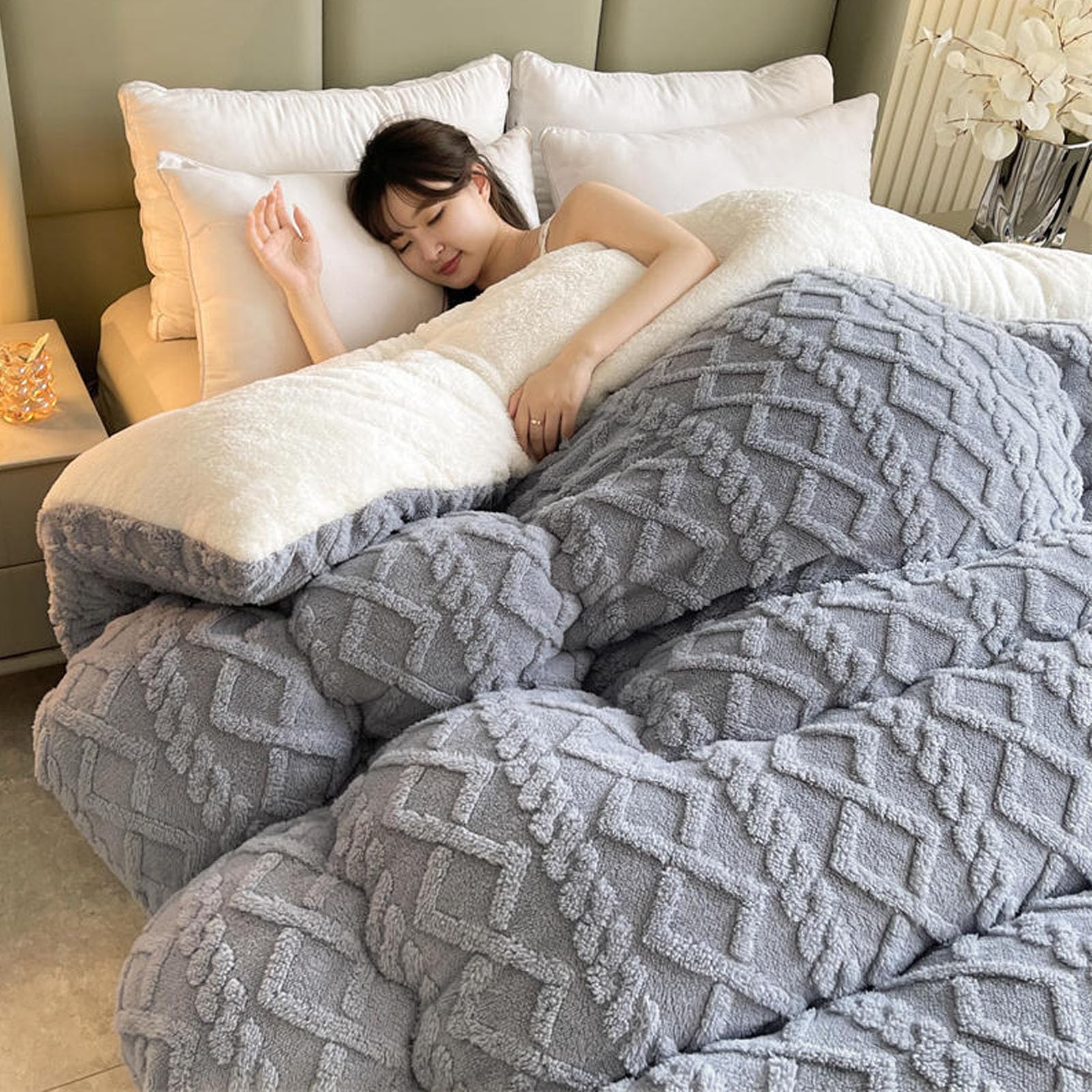 Amazon｜掛け布団 毛布 ブランケット 極暖 暖かい あったか 抗菌・防臭