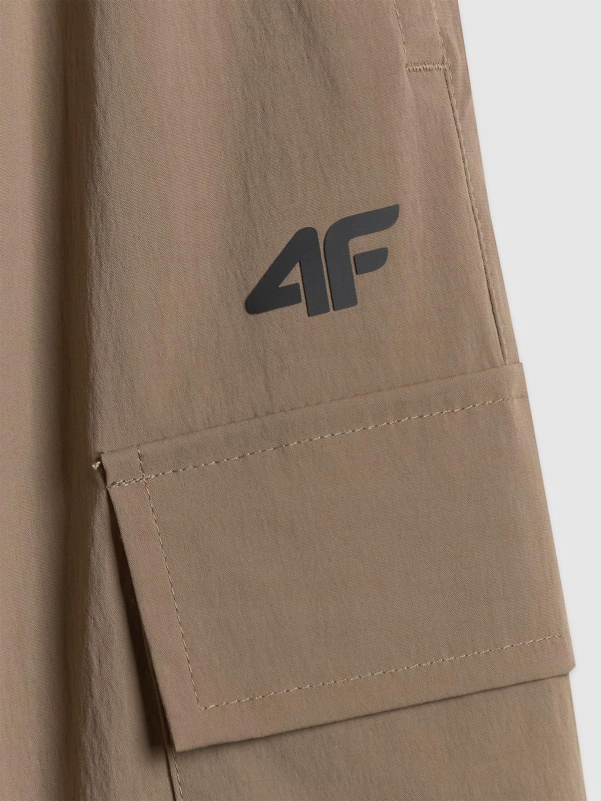4F Spodnie casual cargo chłopięce