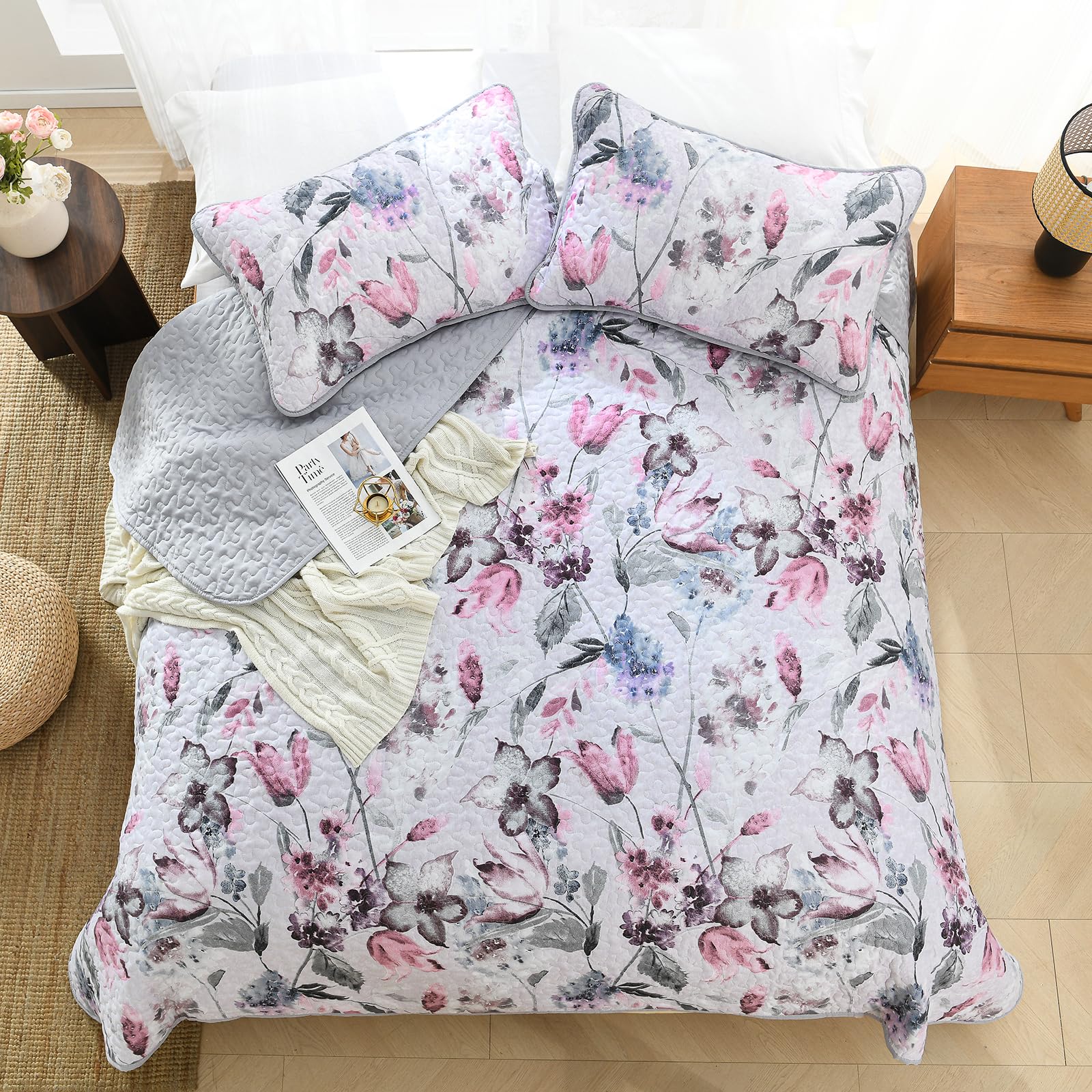 Floral Quilt Set Queen - 3 Pieces Reversible Blush Botanical Bedspread Coverlet, Blush Flower Printed Soft Microfiber Bed Cover Bedding Set with 2 Pillowcases for All Season (96"x90")