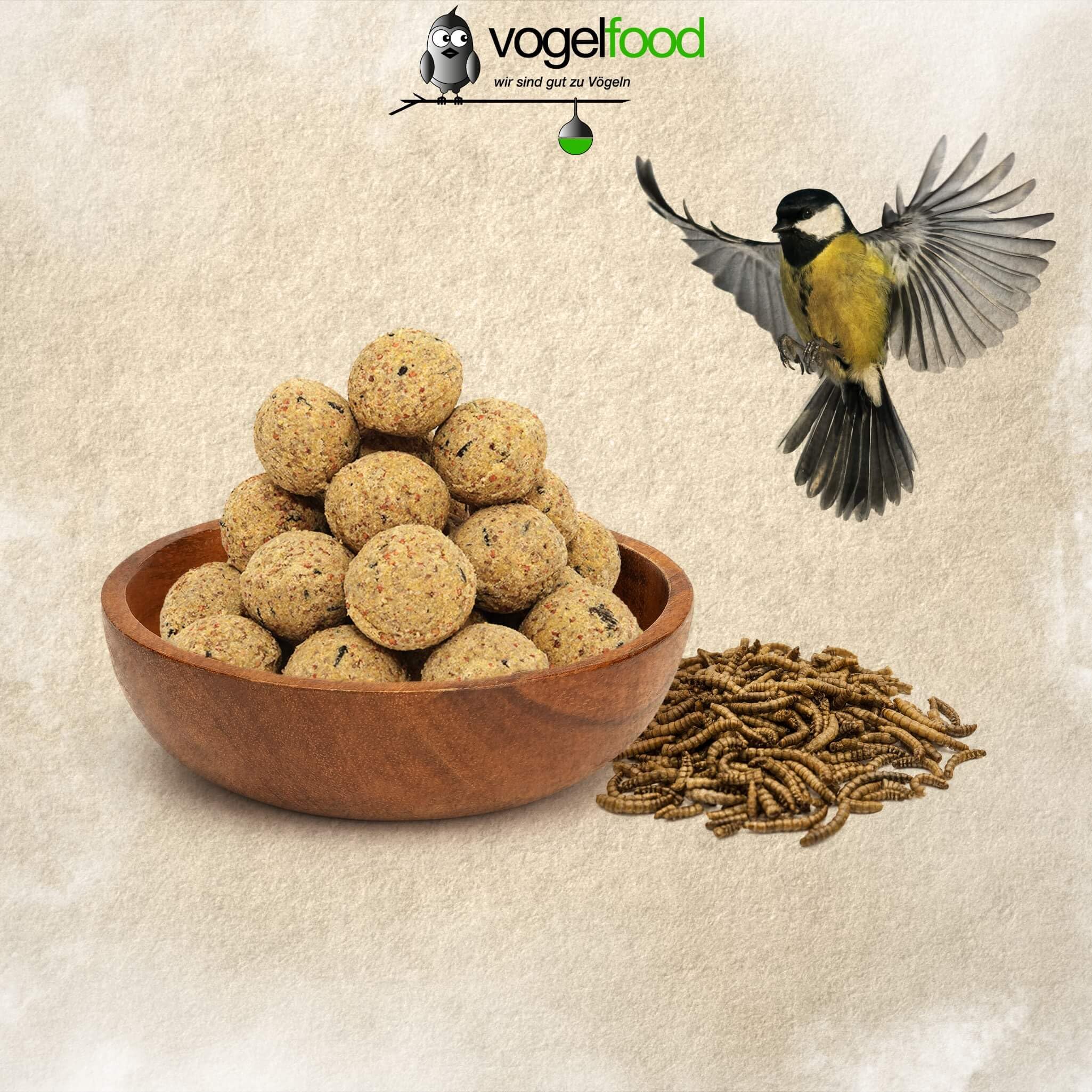 Vogelfood 200 x 90 g =18 kg Meisenknödel mit Insekten ohne Netz Vogelfutter 4 Jahreszeitenknödel Wildvogelfutter Ganzjahresfutter Fettfutter