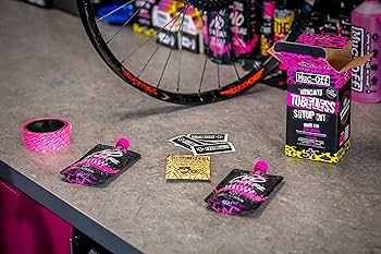 簡単にチューブレス！！ Muc-off チューブレスセットアップキット DH用 簡単にチューブレス！！ Muc-off チューブレスセットアップ