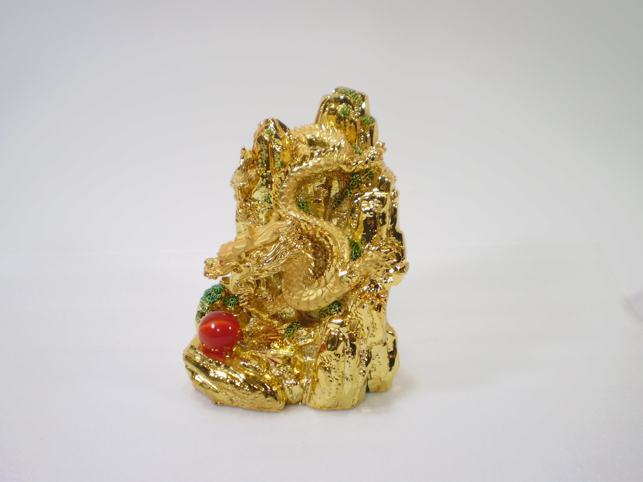 Amazon.co.jp: 風水 山水龍の置物[金彩下山龍（げざんりゅう）練製