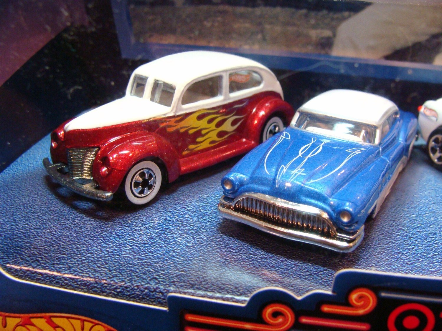 Hot Wheels - Elvis Presley/Blue Hawaii - Target/DriveIn Theatre