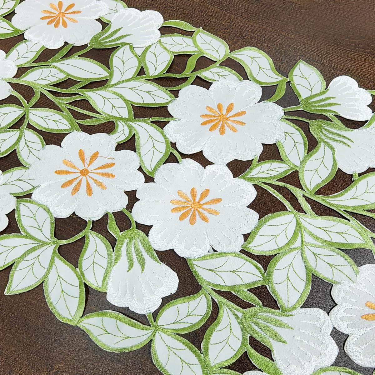 Amazon.com: AMZALI Summer Spring Flower Table Runner Embroidered