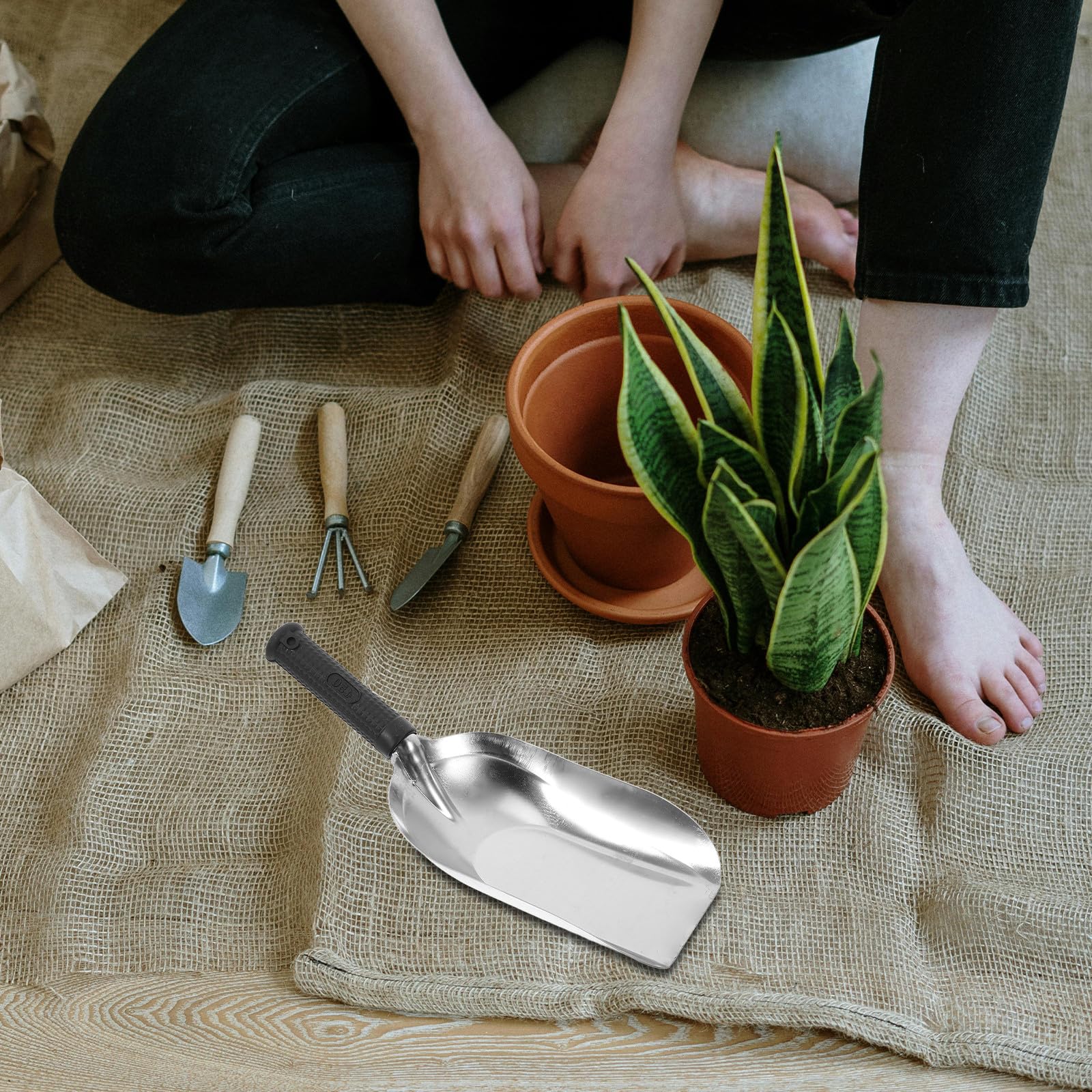 LALAFINA Handschaufel Mit Extra Hohem Rand, Blumen-Kelle Aus Edelstahl FüR FleißIge Landwirt Boden Pflanzung Graben Umpflanzen