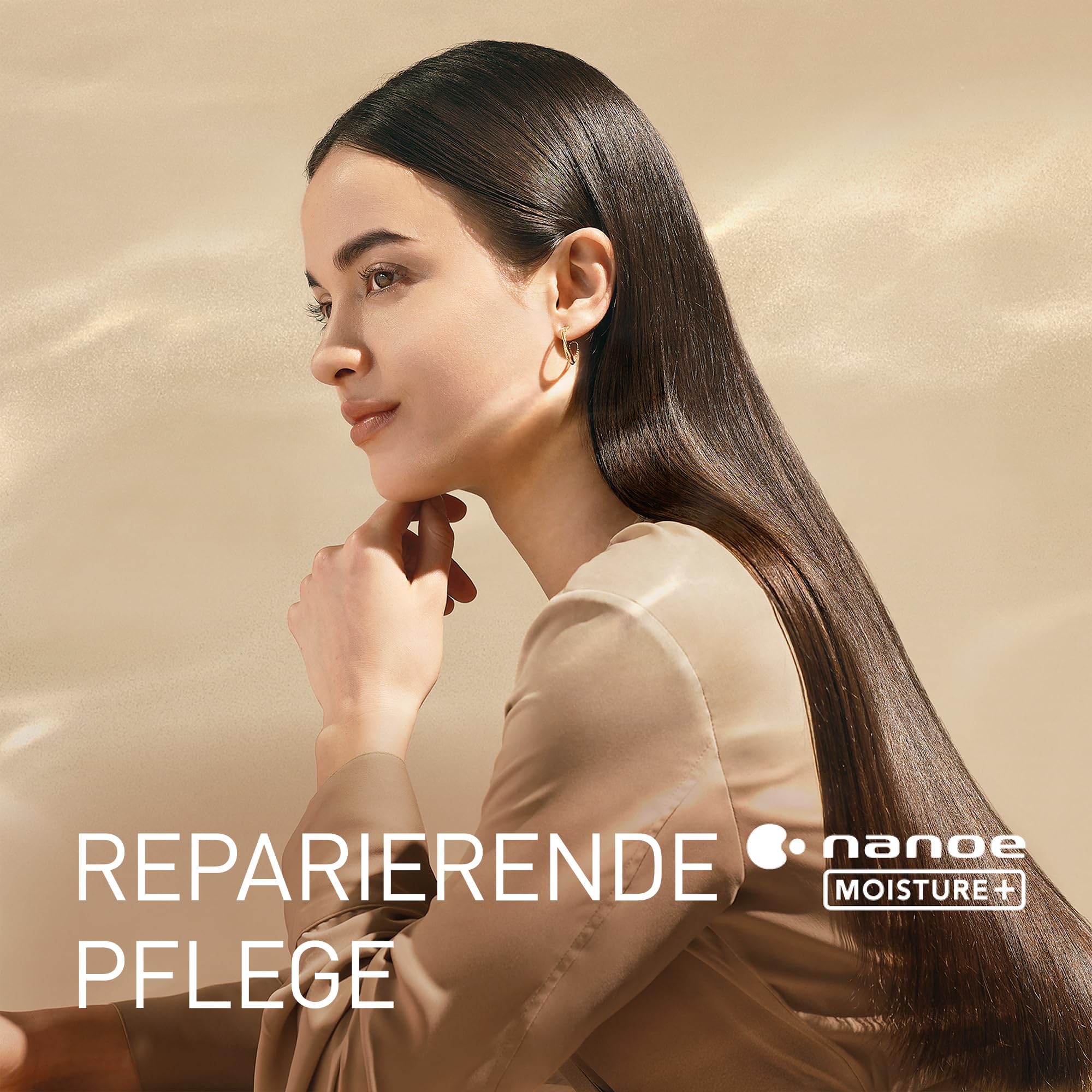 Panasonic EH-NA0J-N825 nanoe™ MOISTURE+ & Mineral Haartrockner, If Design Award, Diffusor & Konzentratordüse, Heiß- & Kalt-Wechselmodus, Pflege für Haut, Kopfhaut & Haarspitzen, 1600 W, Schwarz