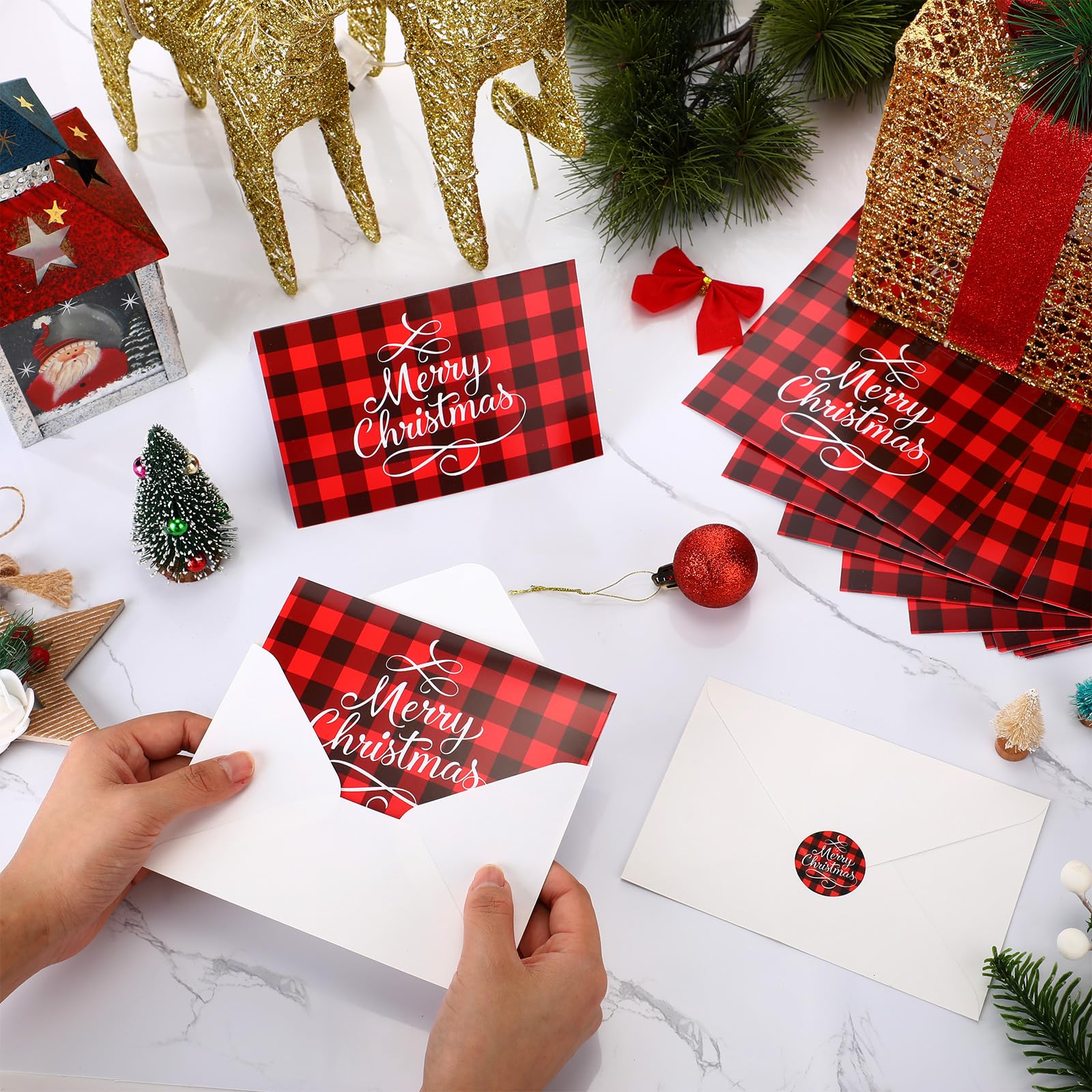Qilery Lot de 50 cartes de vœux de Noël pliables avec enveloppes et autocollants, cartes cadeaux pour amis, collègues, fournitures d'invitation de vacances, 10,2 x 15,2 cm