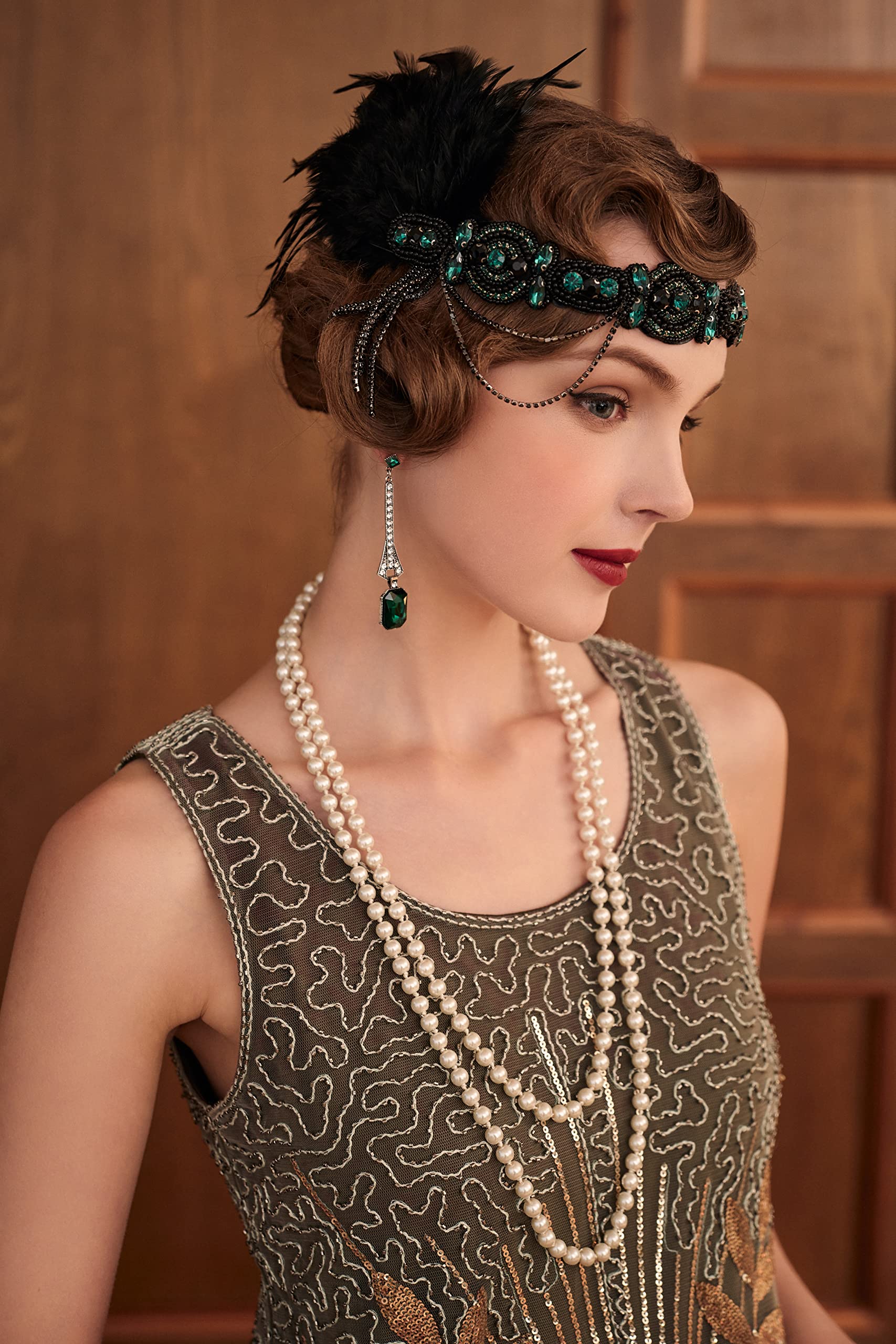 Vintage 1920s Flapper Headbands 30-Pack Feather Sequin Rhinestone Costume Access 30 Count 1920S Flapper Headbands, Dazzling Sequin Feather  main image 3