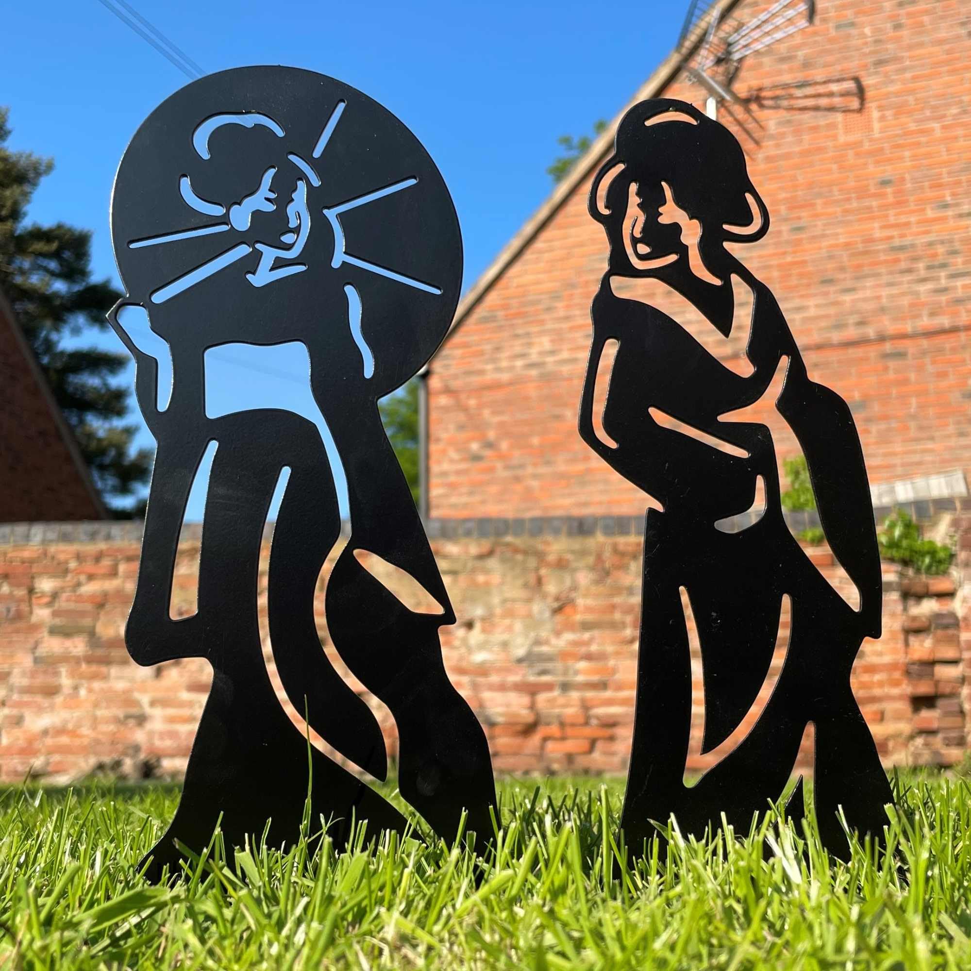 Japanese Gardens Stakes Ornament Geishas Statues Metal Figurines Oriental Outdoor Party Zen Decoration Gift For Her, Woman, Garden Lover (Black Painted)