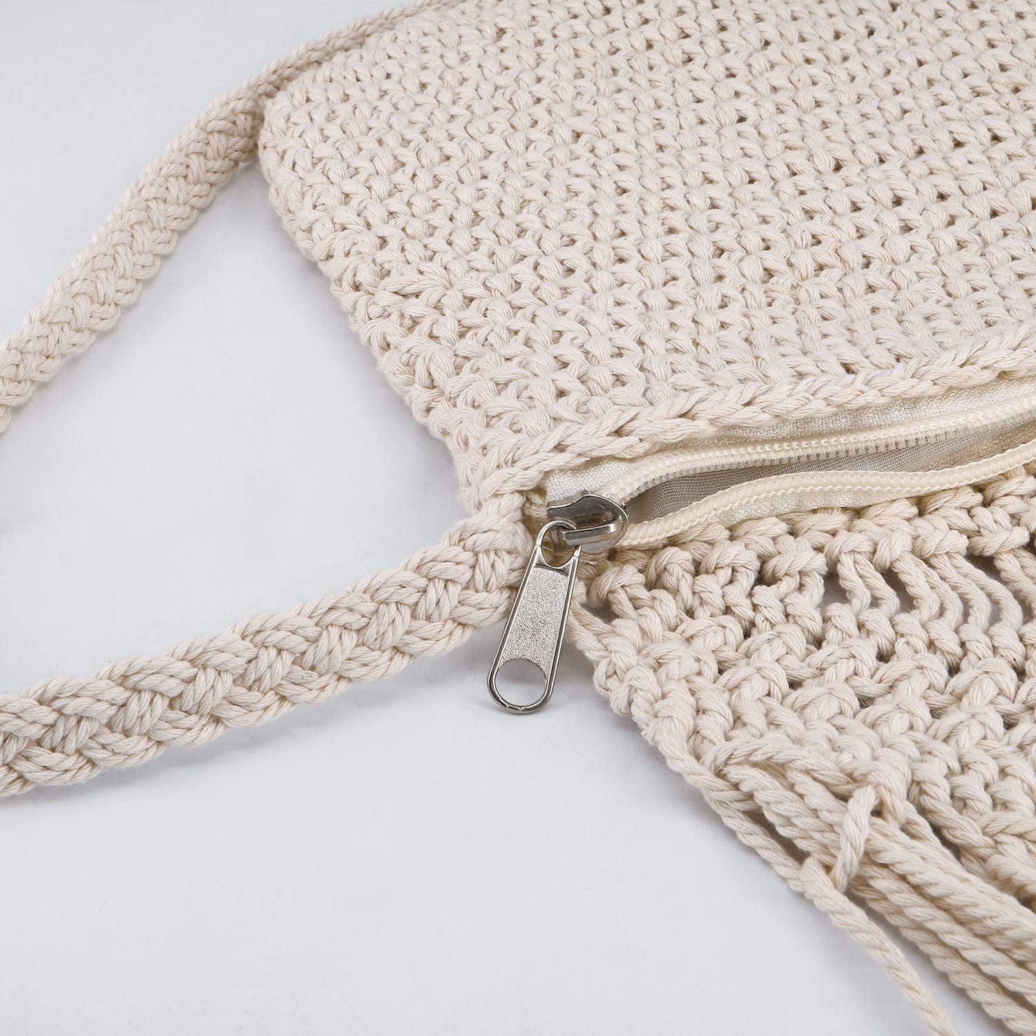 Women's Crochet Crossbody Bag Hand-Woven Boho Tassels Summer Beach Cotton Shoulder Bag with Zipper (White)