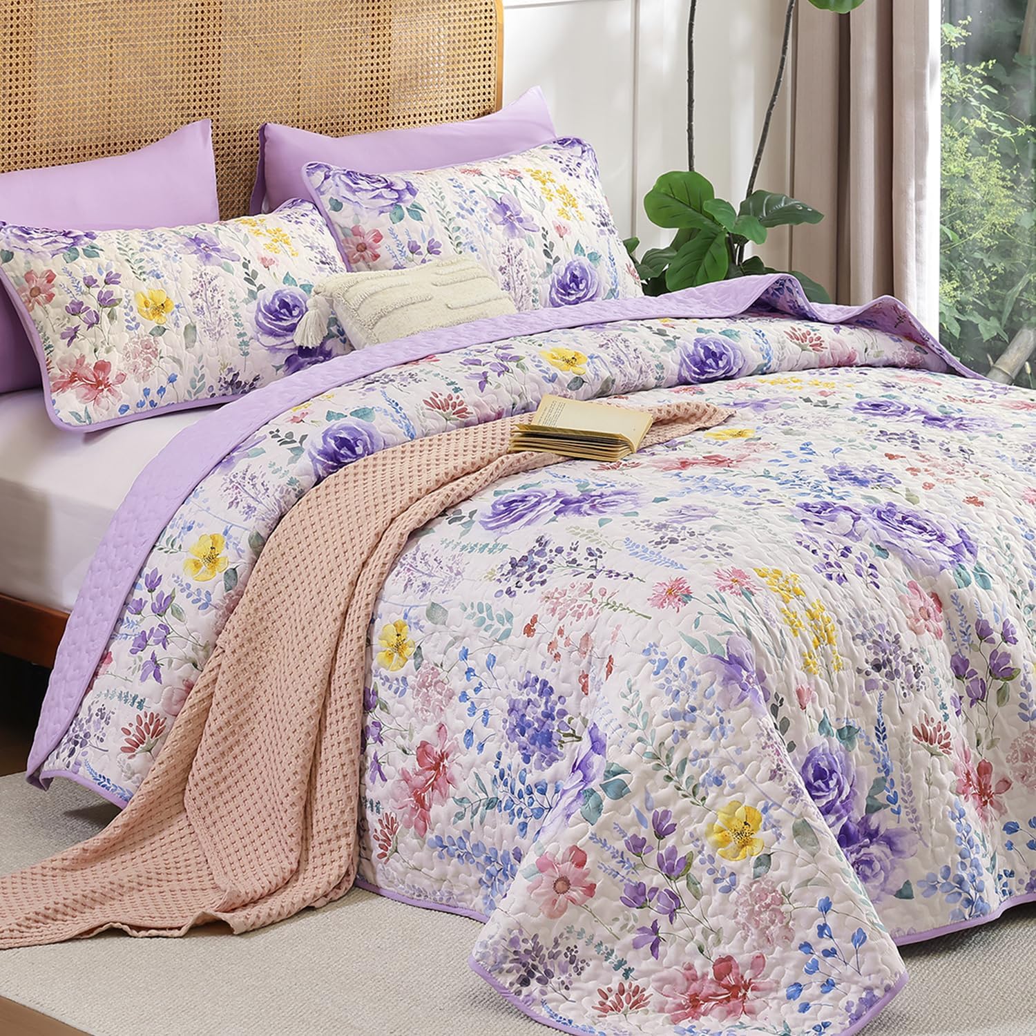 WONGS BEDDING Botanical Quilt Set King Size, Purple Floral Leaves Pattern Bedspread Coverlet Set, 3 Piece Soft Microfiber Bedding Set with 2 Pillowcases for All Season (104"x90")