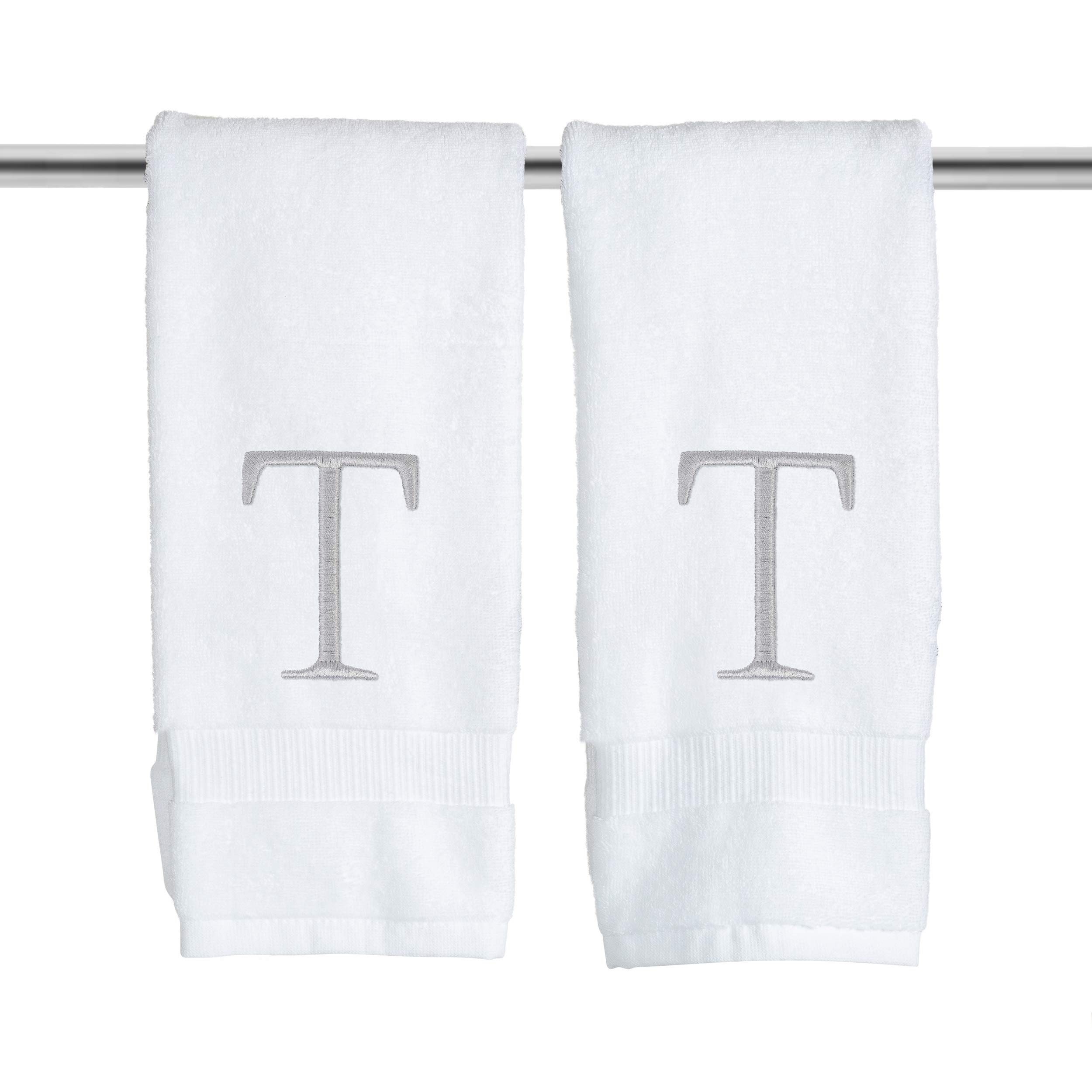 Monogrammierte Handtücher für Badezimmer – Luxus-Hotel-Qualität, personalisierte Initiale, dekoratives Besticktes Badetuch für Puderzimmer, Spa – GOTS Bio-Zertifiziert – Set mit 2 Buchstaben T