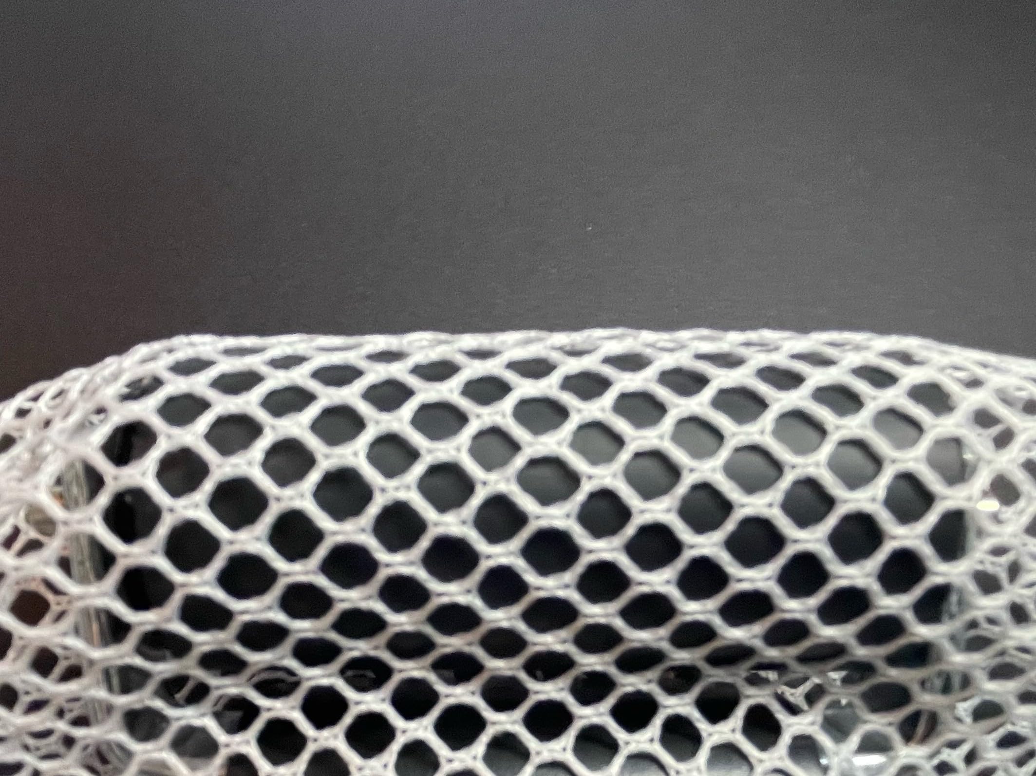 Medium - Heavy Mesh Fishing Lure Airbrush Netting (Medium)