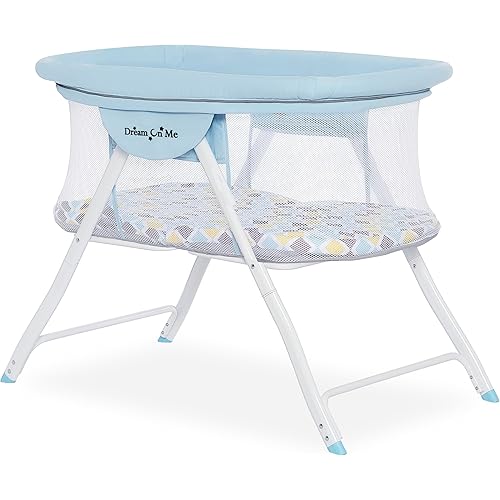 Dream On Me Poppy Traveler Portable Bassinet in Brown and Blue, Lightweight, Spacious and Convenient Mesh Design, JPMA Certified, Easy to Clean and Fold Baby Bassinet - Carry Bag Included
