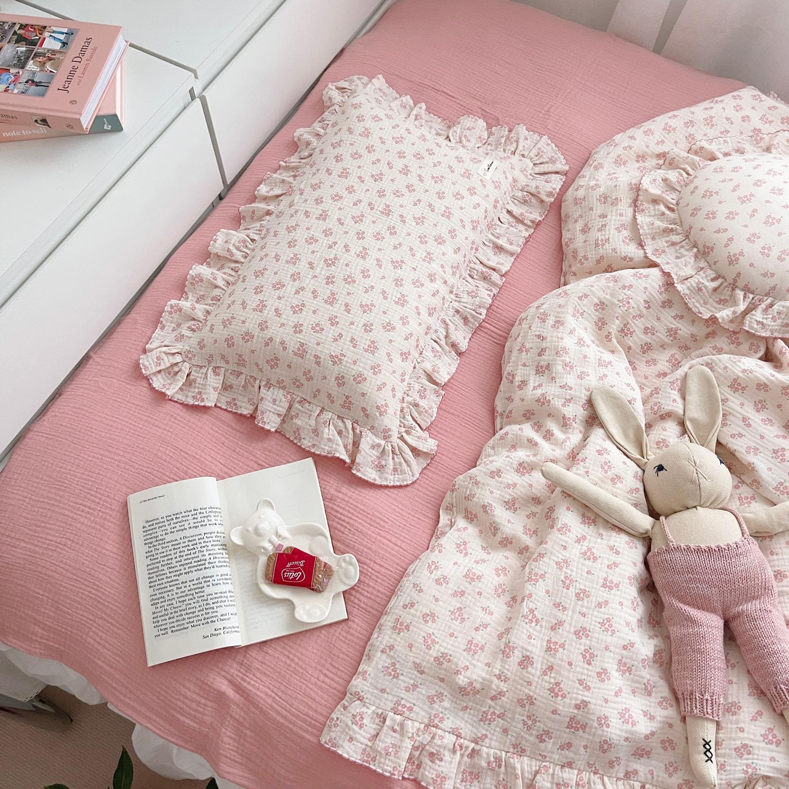 BuLuTu Cotton Muslin Ruffle Edge with Galsang Flowers Kids Toddler Pillowcase Soft Travel Pillow Nursery Pillowcase for Boys,Girls,Bedding Decor Machine Washable, Durable Pillowcase,1 Piece,Standard