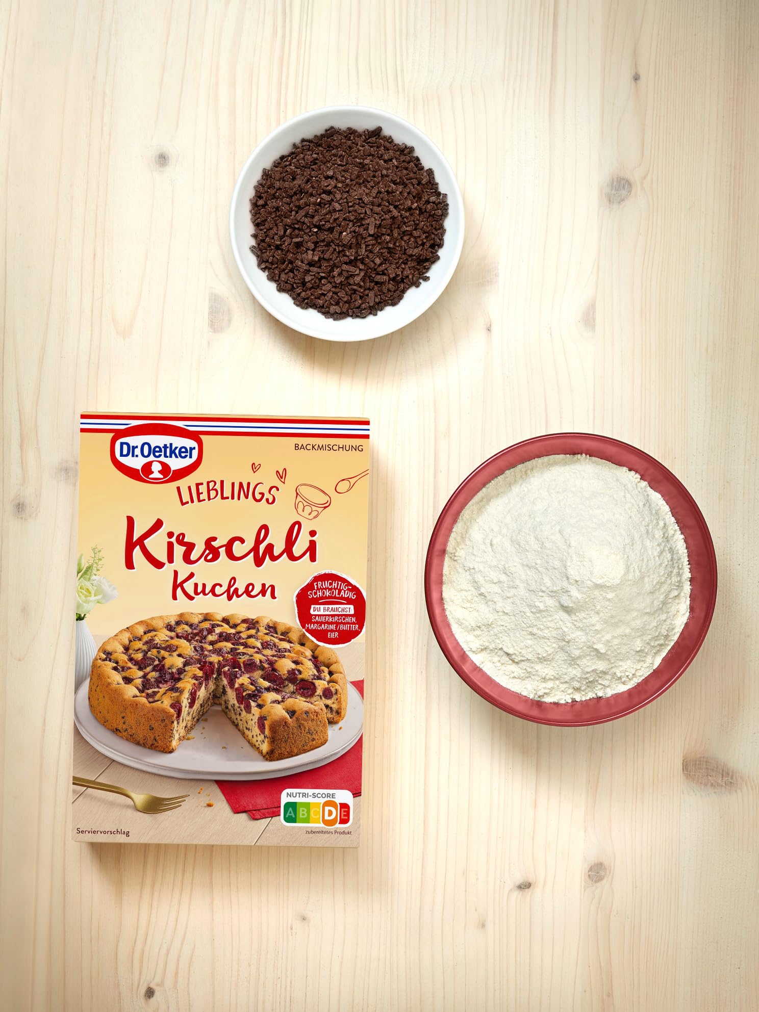 Dr. Oetker Kirschli Kuchen, 8 x 435 g, Backmischung für Rührkuchen mit Kirschen & Schokoladenflocken, fruchtig-schokoladiger Rührkuchen, gelingsicheres Backen
