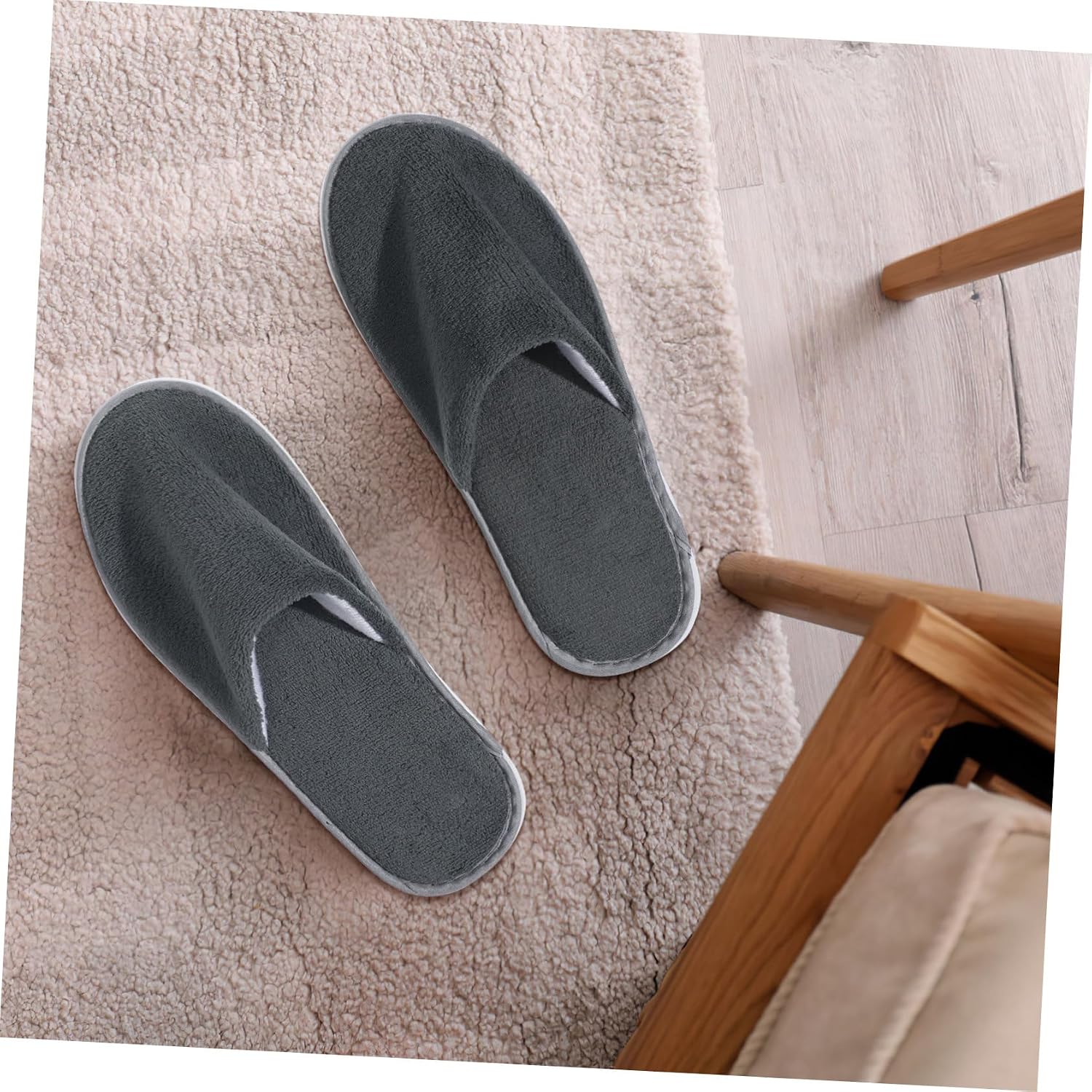 6 Pairs Disposable Hotel Home Slippers Hotel Guest Shoes Lightweight Slippers Home Guest Slippers Indoor Slippers One-off Hotel Slippers Spa Slippers Supple Shoes One-time Slippers