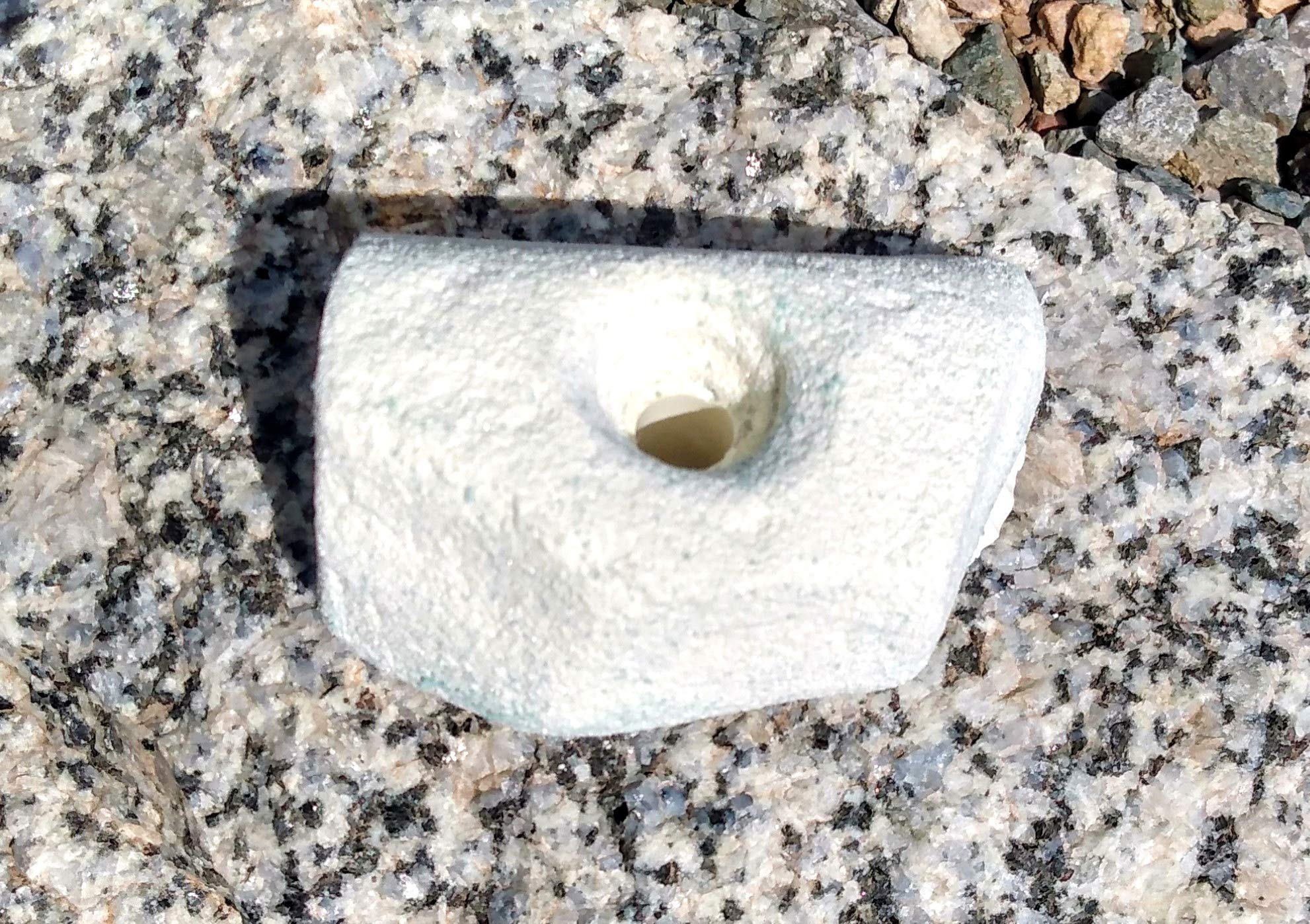 Single Handed Jug Polyurethane Bolt-On Rock Climbing Wall Hand Hold (White)