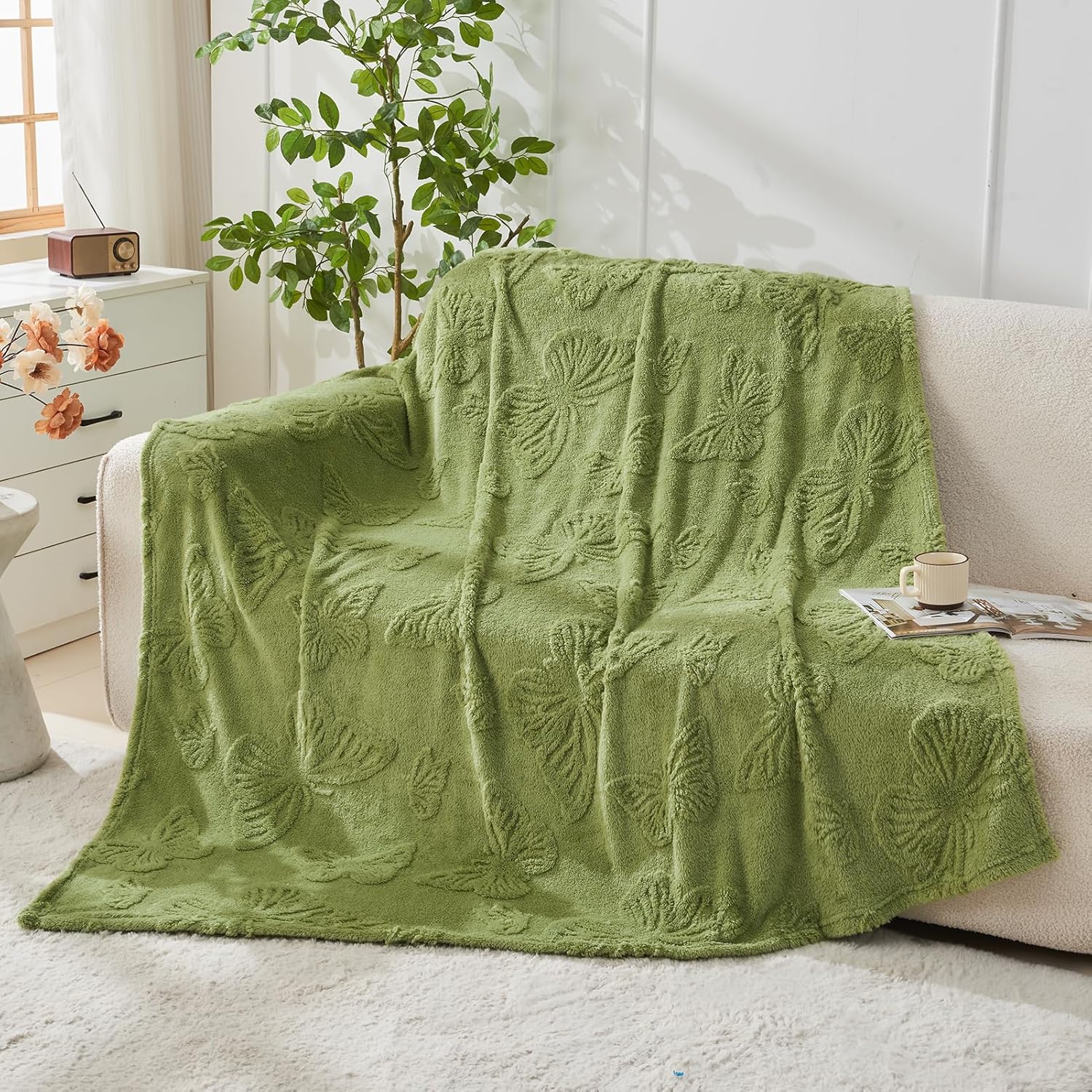 Throw Blankets with Butterfly,Soft Warm Blankets for Lover Mom Father Friends Gifts Pets,Lightweight Fuzzy Blanket for Couch Sofa Bed(Sage Green,50"x60") - Image 4