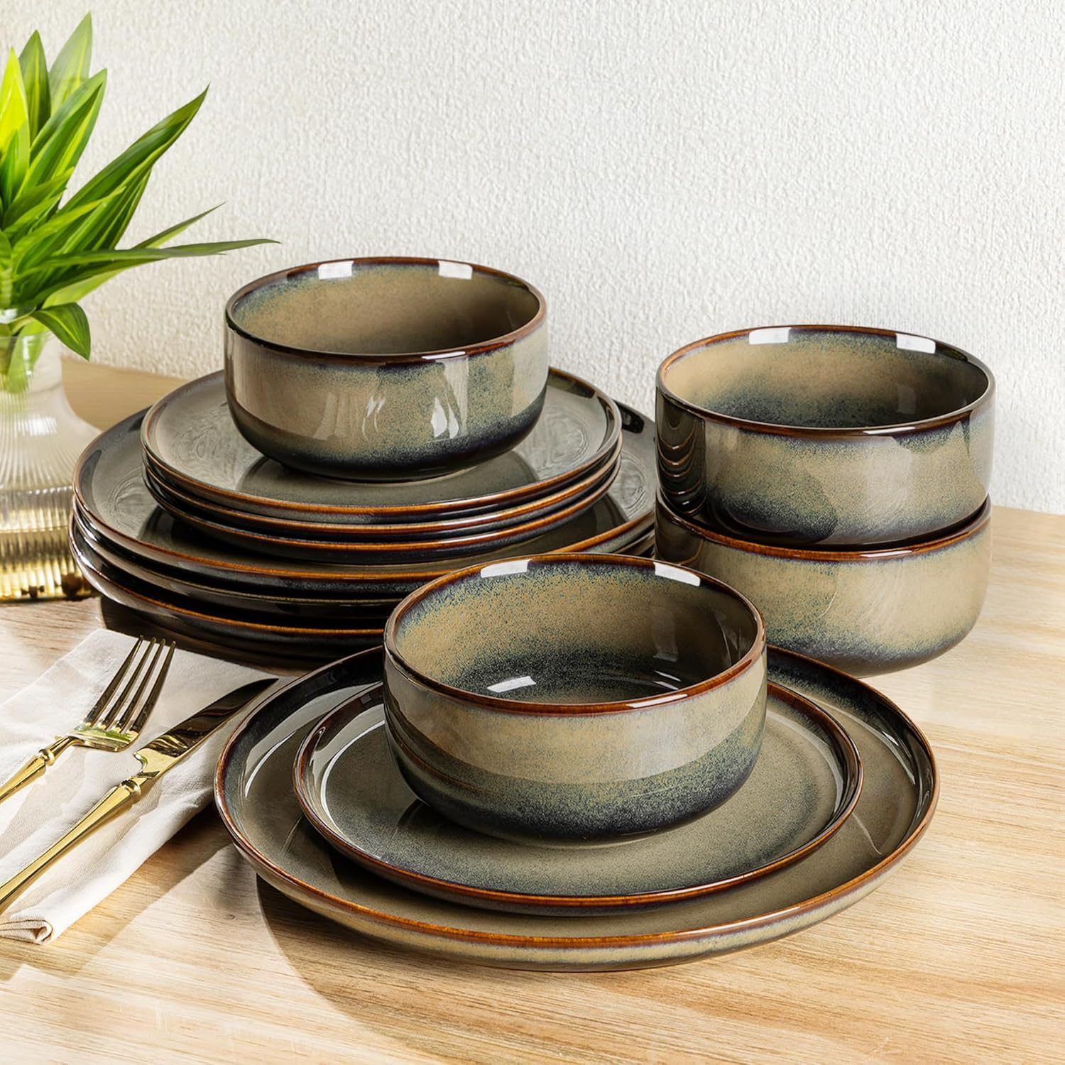 TheTerra Ceramic Dinner Set for 4, 12 Piece Plates & Bowls Set — image 1