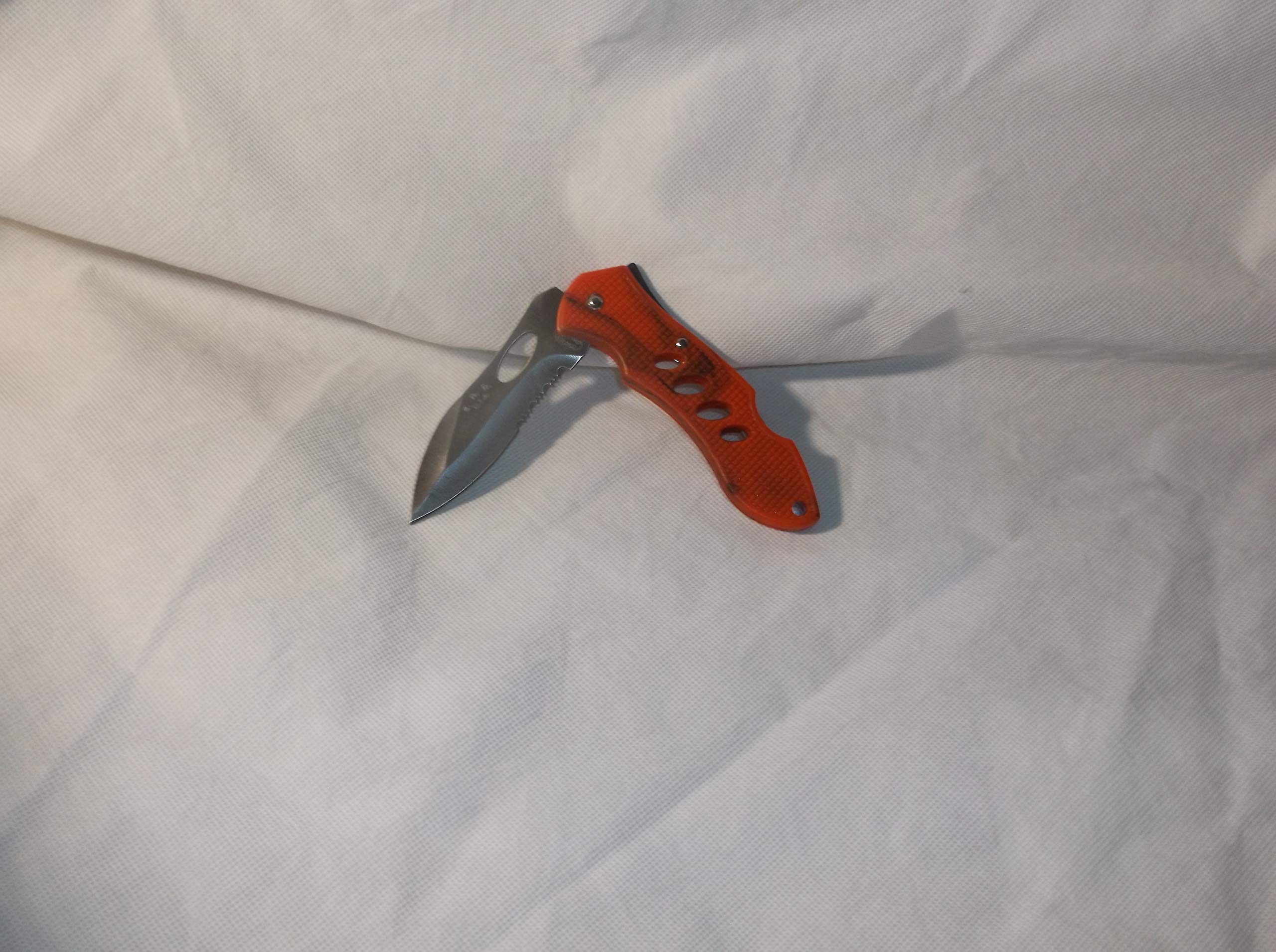 S A R Tactical Search and Rescue 4-1 2 ClosedLightweight Lockback Folding Knife Stainless Steel