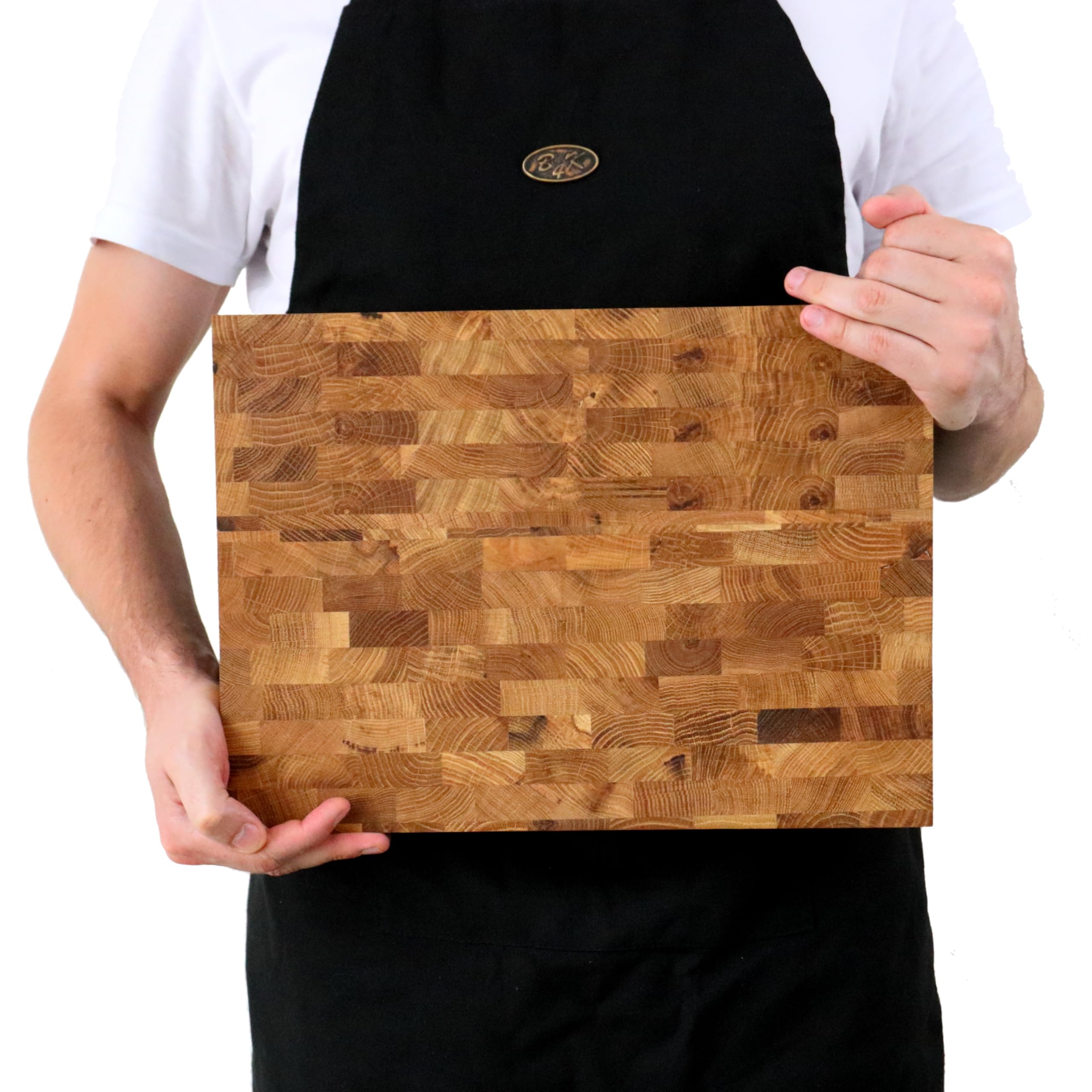 B4K® Küchenbrett aus Eiche Stirnholz | Antibakterielles Hirnholzbrett mit Griffen, Silikonfüßen und Saftrille | Stirnholz Schneidebrett | Hackblock