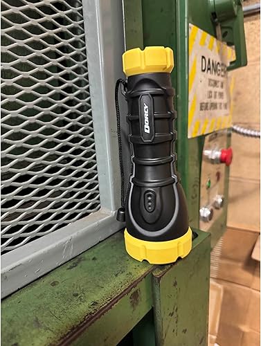 Miniatura 10 de Dorcy Linterna LED de goma resistente a la intemperie de 180 lúmenes con agarre antideslizante y botón sellado, varios colores (41-2968), mediano