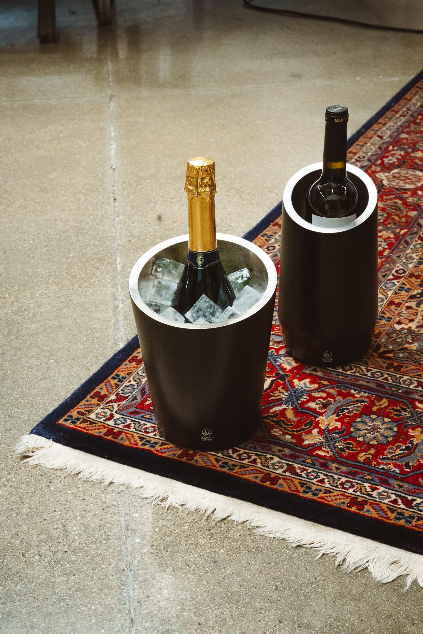 Leopold Vienna Enfriador de Botellas, Acero Inoxidable 304, Negro, 139x139x250
