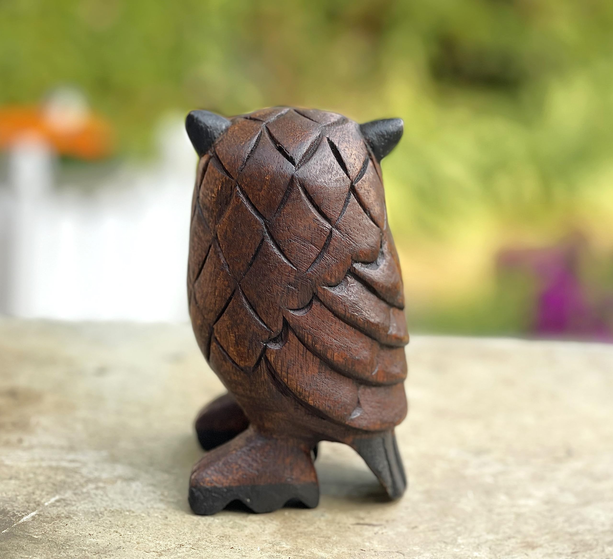 Amazon.co.jp: Land of Simple Treasures 手彫りのフクロウの置物