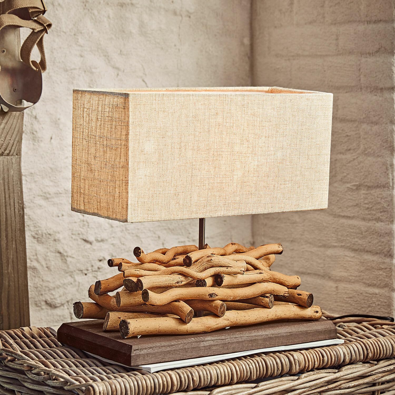 LOBERON Tischlampe Caribou - Maritime Lampe Mit Treibholz - Eckiger Lampenschirm - Jedes Stück Ein Unikat - Holz, Baumwolle & Leinen - Höhe 39 cm, leinen/braun