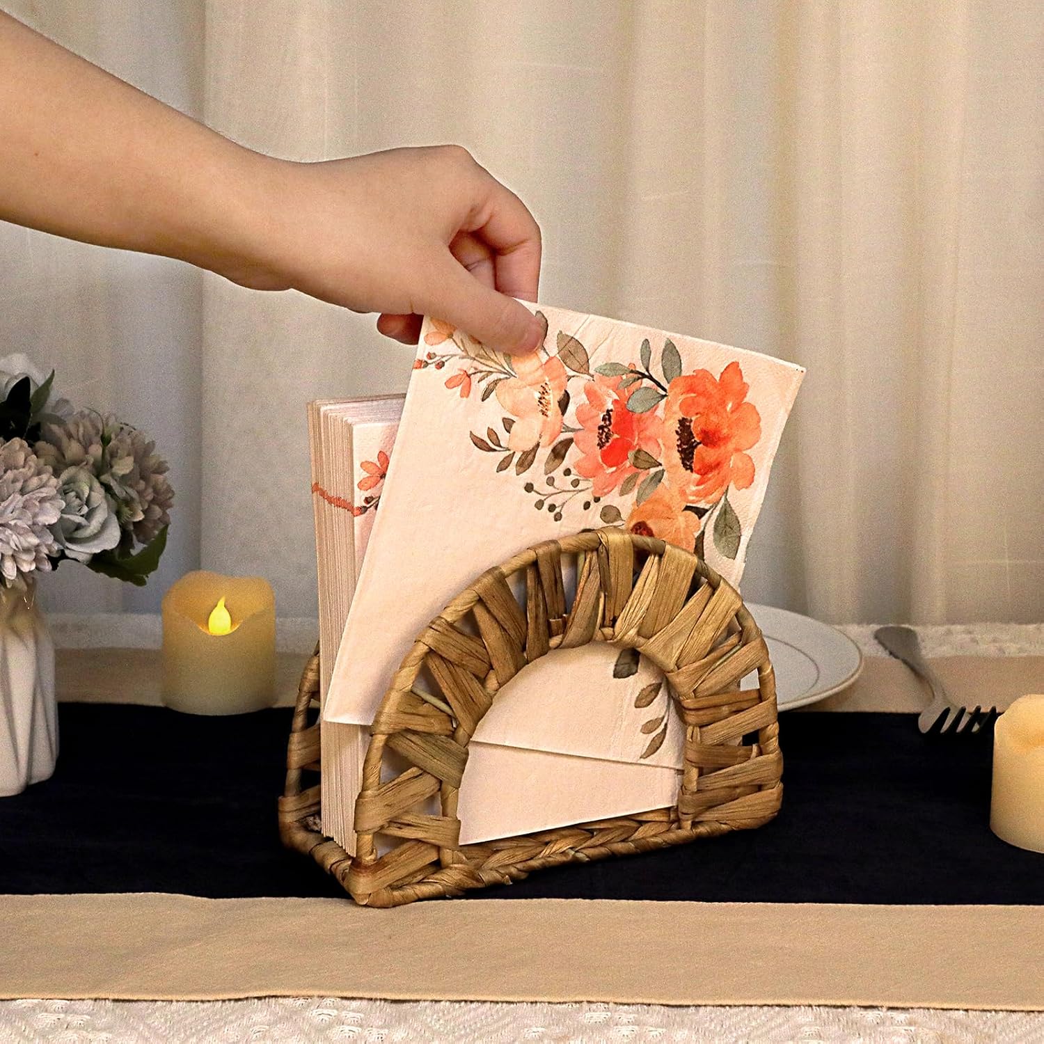 Sumnacon Napkin Holder-Water Hyacinth Kitchen Napkins Holder for Table Wicker Napkin Holder Stand for Paper Napkins Rustic Napkin Holders for Kitchen Dining Table Party Bar Restaurant Picnic RV Decor