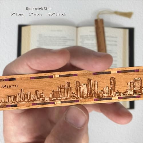 Miniatura 3 de Miami Florida City Skyline - Marcapáginas de madera grabado con borla, fabricado en Estados Unidos