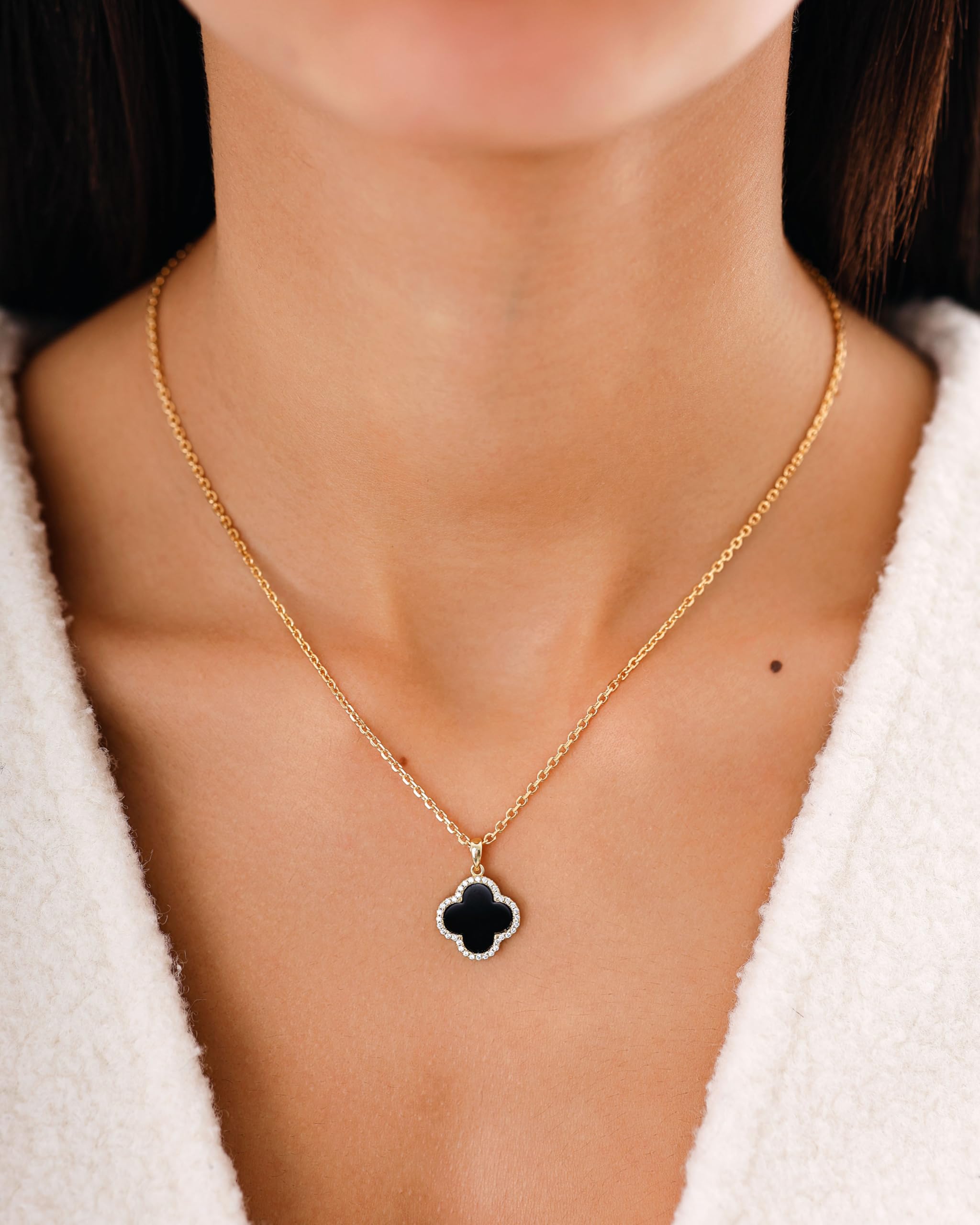Lucoro - Kleeblatt Halskette Damen 925 Silber 18K vergoldet – Zirkonia & Onyx Anhänger, verstellbar 42–45 cm – Schmuck für Frauen & Mädchen, elegantes Geschenk mit Schmuckbox