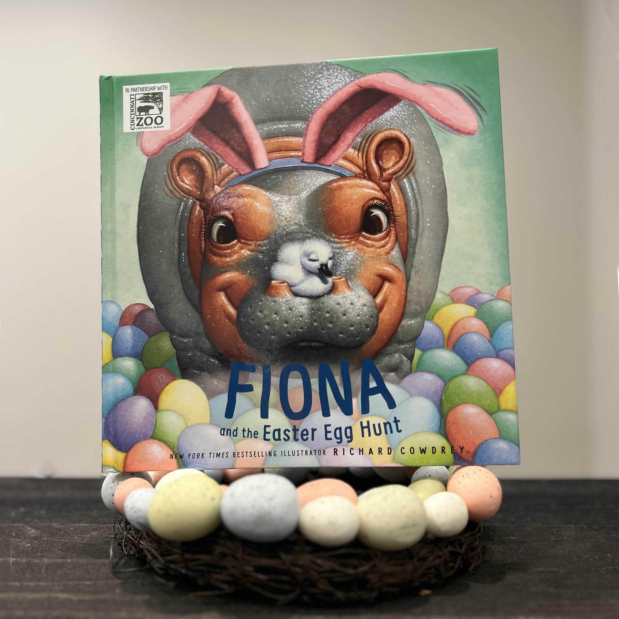 Fiona and the Easter Egg Hunt (A Fiona the Hippo Book) - Image 12