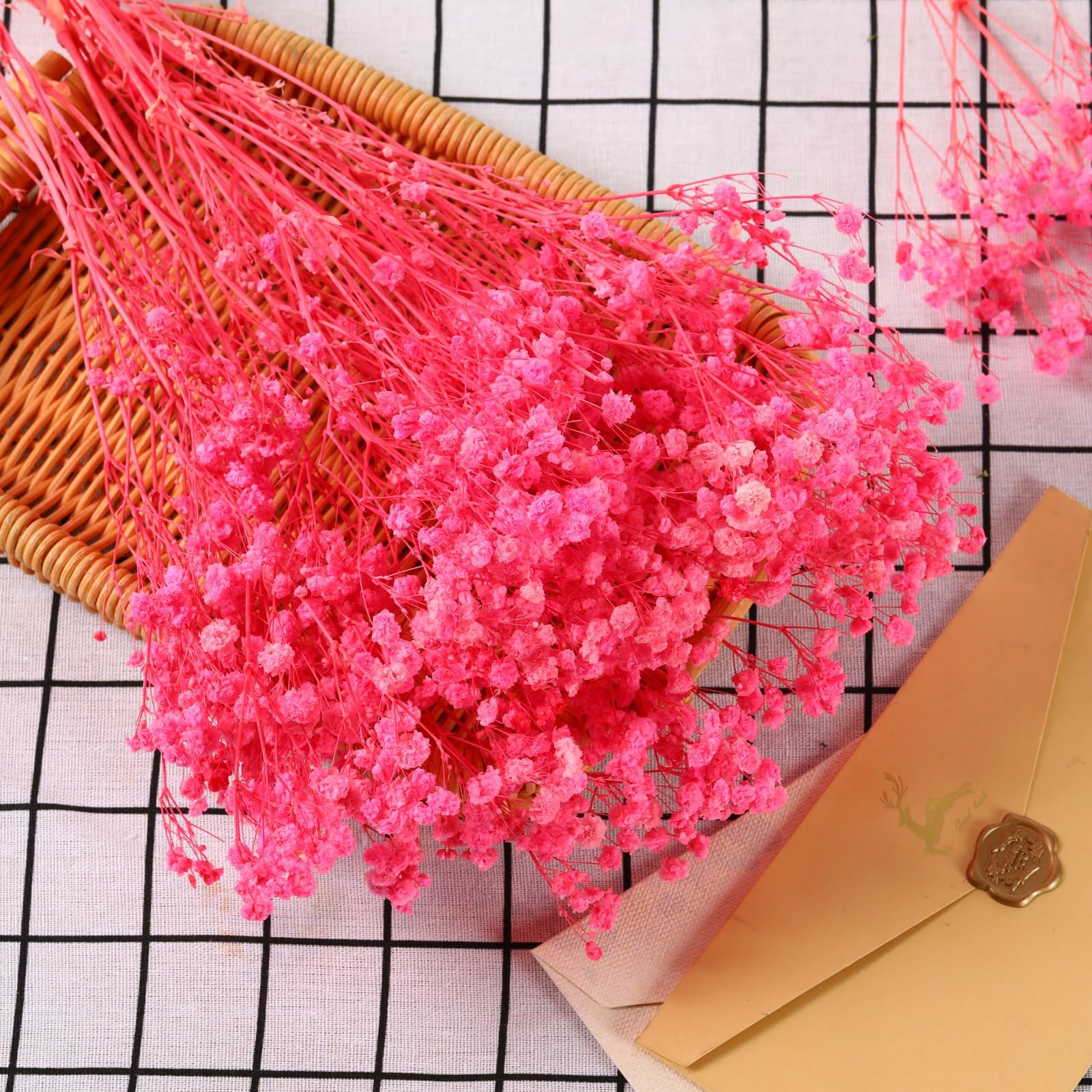 Getrocknetes Schleierkraut-Blumenstrauß - 2000+ Rosafarbene Trockenblumen, 43 cm natürliche Gypsophila-Zweige für Hochzeit, Tischvasendekor, DIY-Kranzfloristik, Heim-, Büro-, Party- und Gartendekor