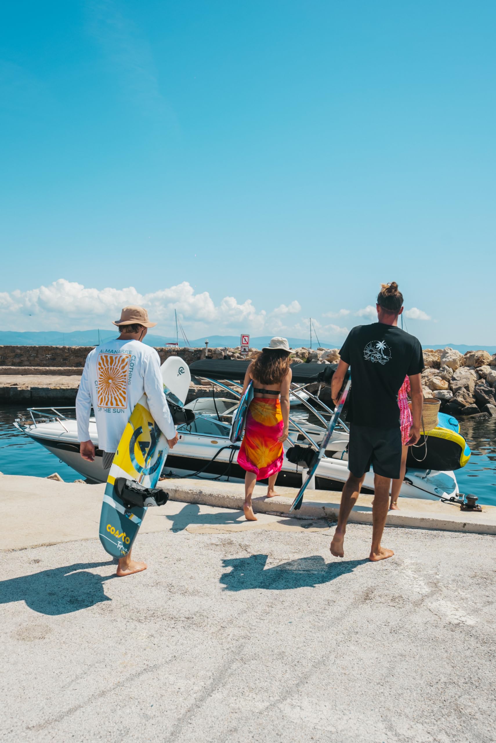 Coasto Wakeboard Kyanit 140 PB-CWKBKYANIT Planche Légère Confortable Pratique pour Tous Les Riders Tout Niveau Chausses Comprises Charge Max 90 kg 140 cm