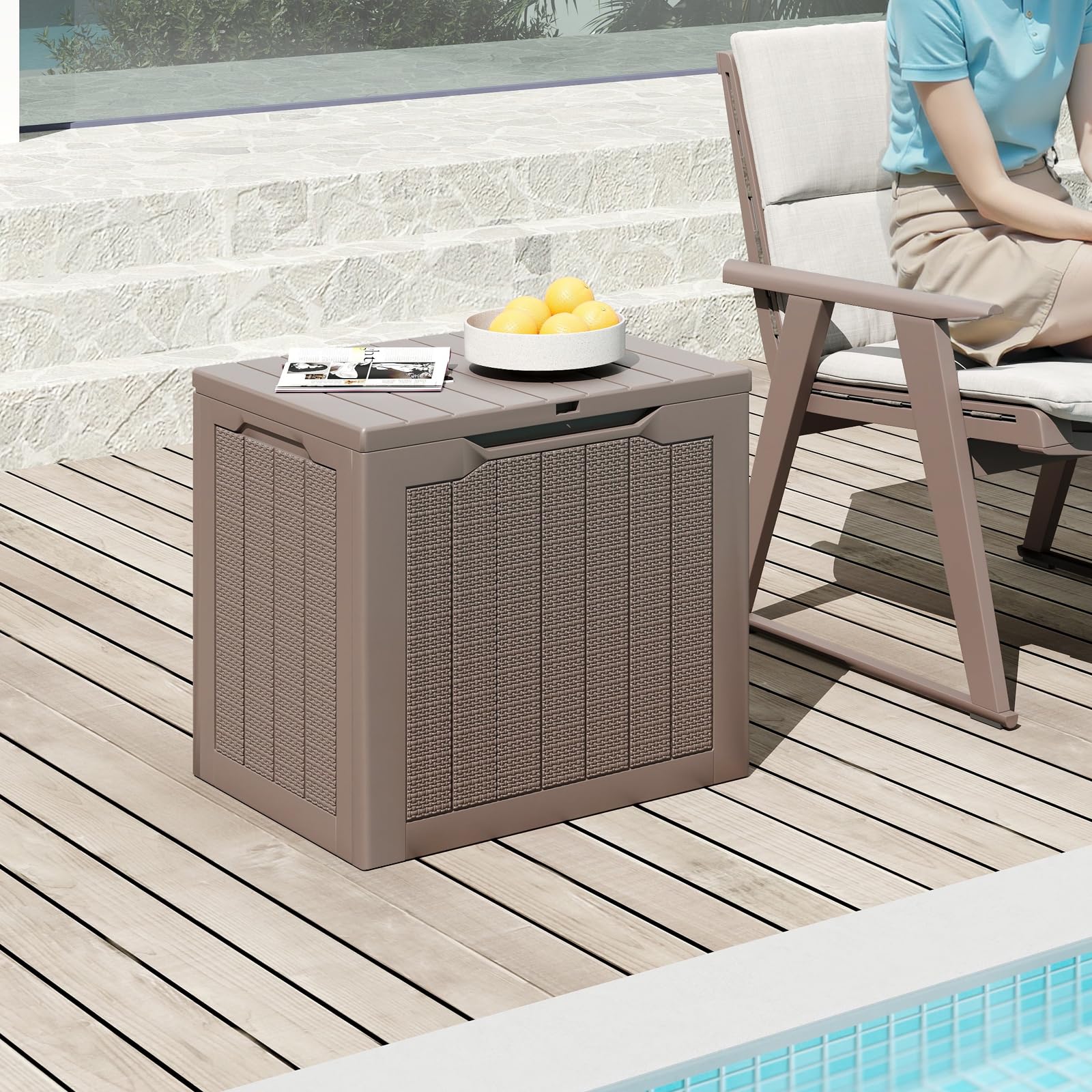 COSTWAY Baule da Esterno 106 L, Cassapanca Contenitore Impermeabile con Coperchio Bloccabile e Maniglie Laterali, per Giardino, Terrazzo e Cortile, 56 x 41 x 50,5 cm (Marrone)