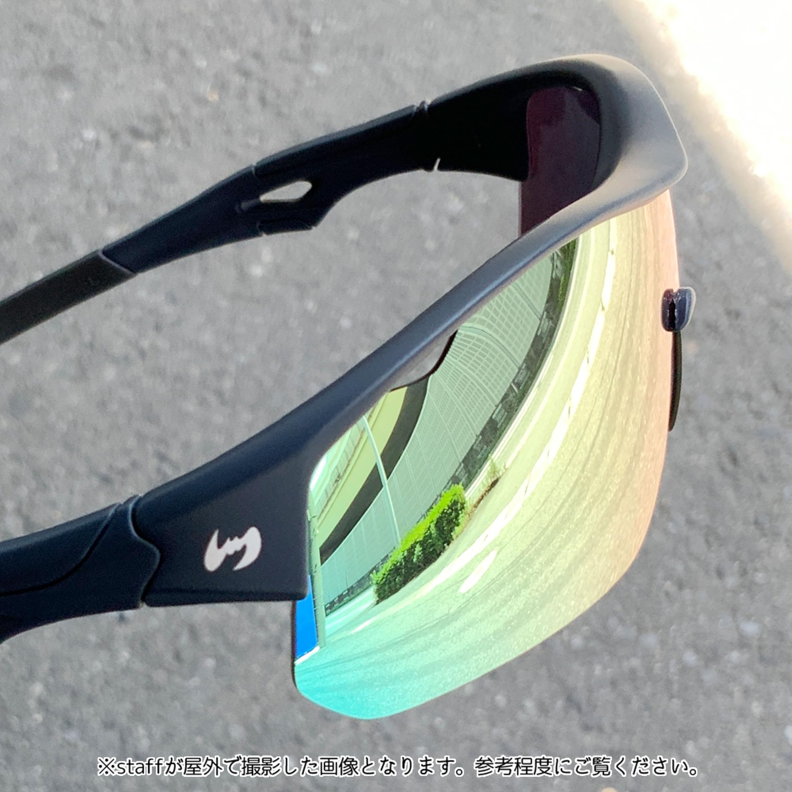 100% ミラーサングラスレンズ ケース付き 100% ミラーサングラスレンズ ケース付き Amazon.co.jp