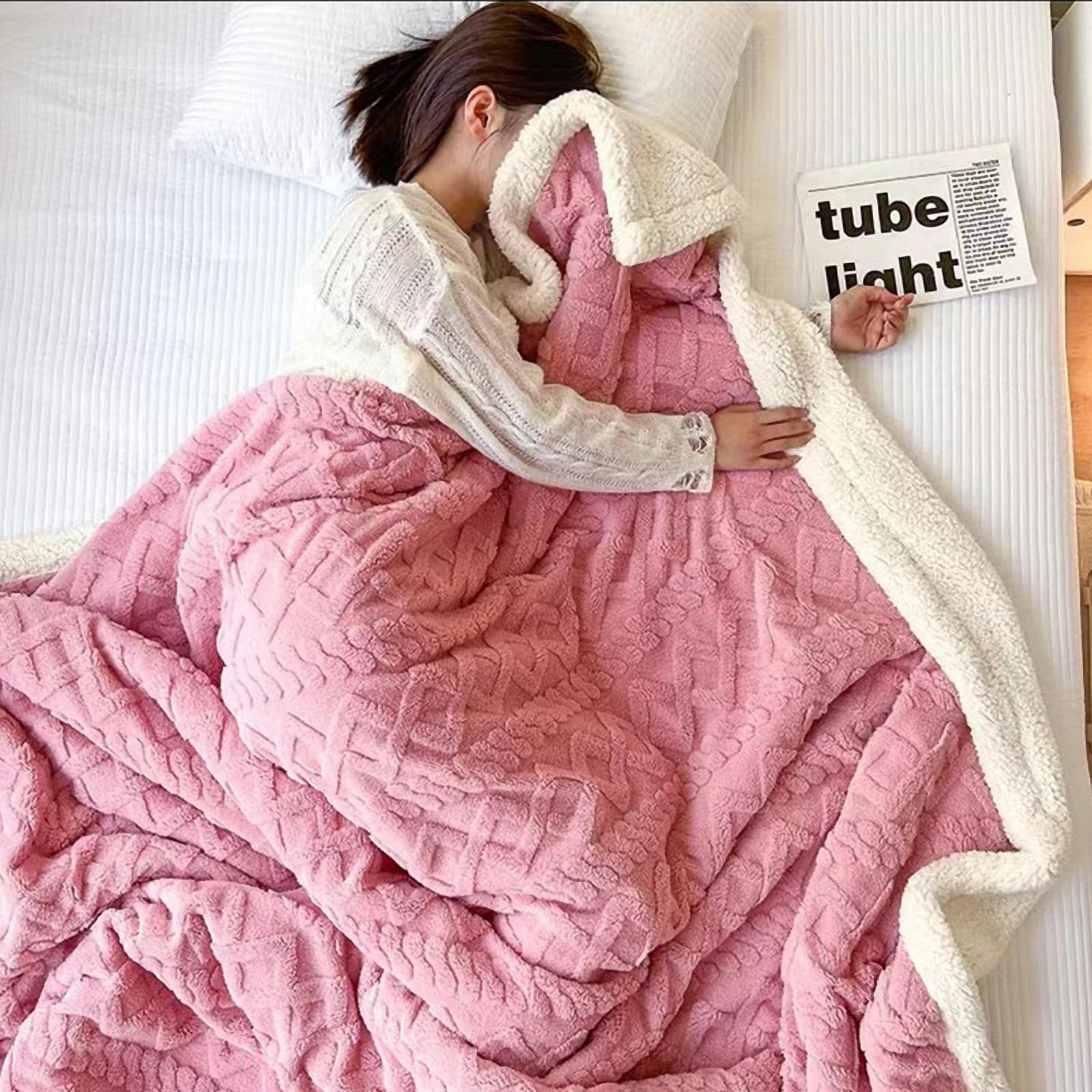 QOFLY Decke Kuscheldecke, 200x230cm Kuscheldecke Flauschig Weihnachts wolldecke mit Modische und Einzigartige Jacquard, Flauschige Decke, Warm Sherpa Decke, Wohndecke, Blanket für Mädchen und Kind