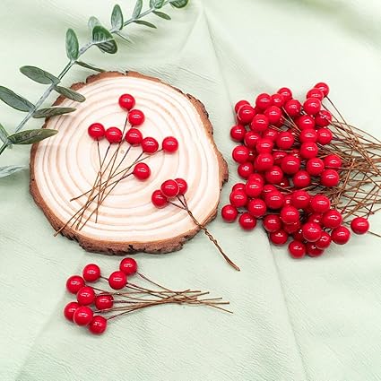 Partysanthe 50pcs Red Artificial Holly Berries Lovely Fake Berries on Wire Realistic Berries Artificial Red Cherry for Christmas Tree Garland Flower Wreath Decorations Wreath DIY - Pack of 50pcs